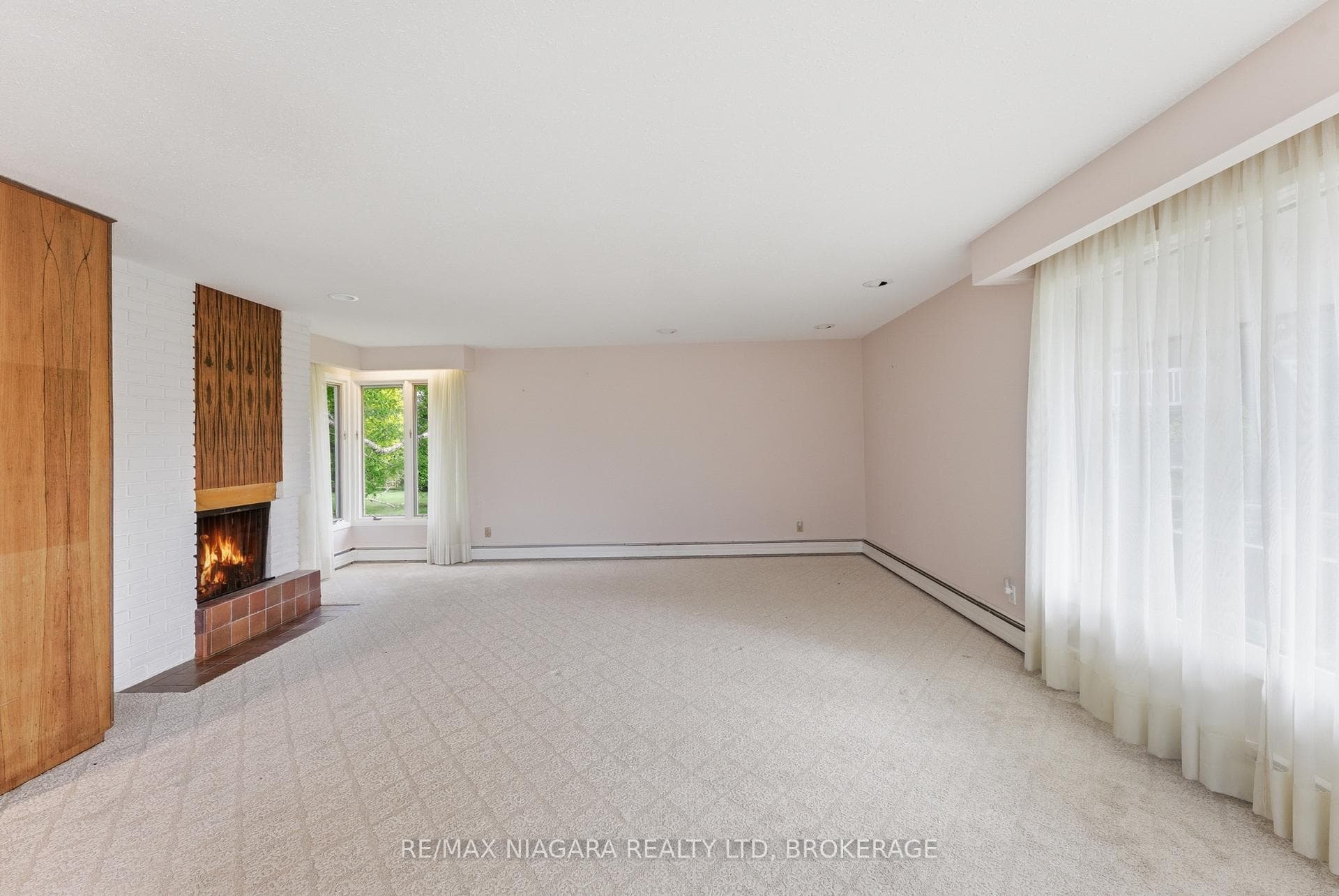 61 Melrose Drive photo 6