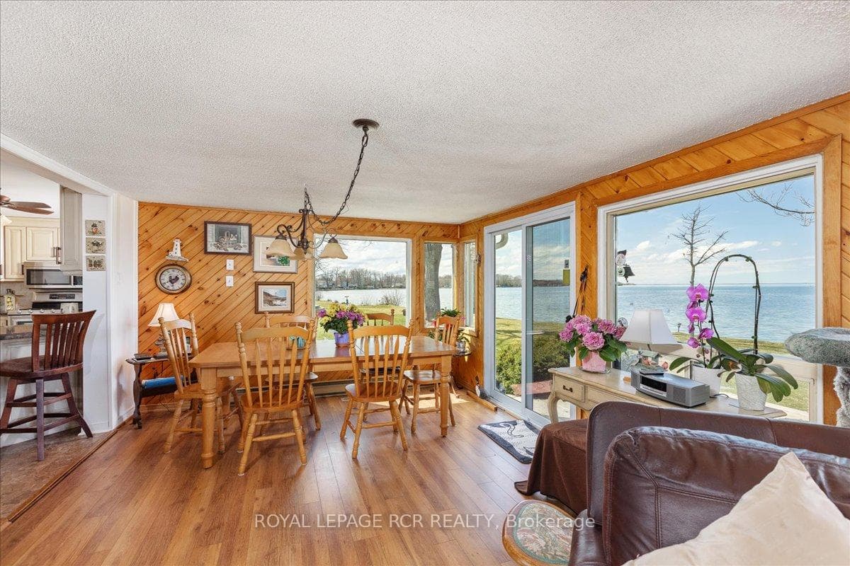 146 Woodfield Drive photo 11
