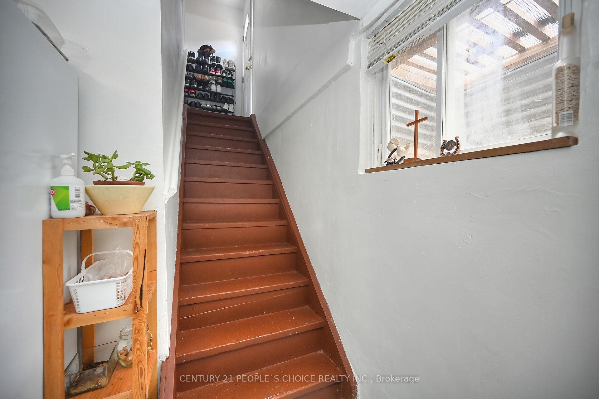 130 Kingswood Drive photo 36