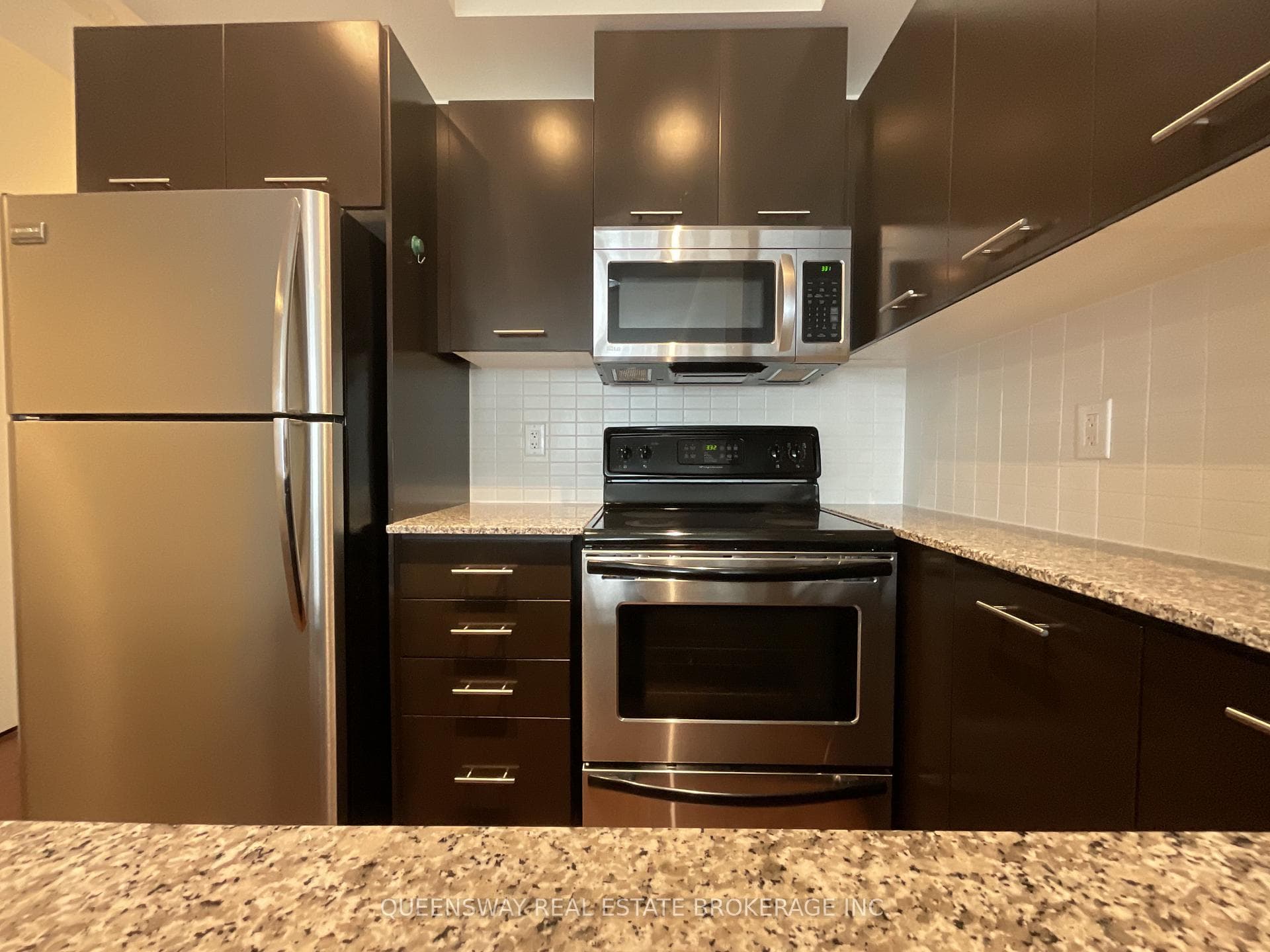 360 Square One Drive Unit 2104 photo 18