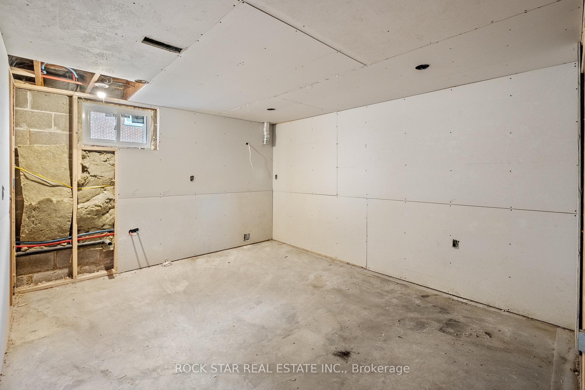 2895 Askin Avenue photo 23