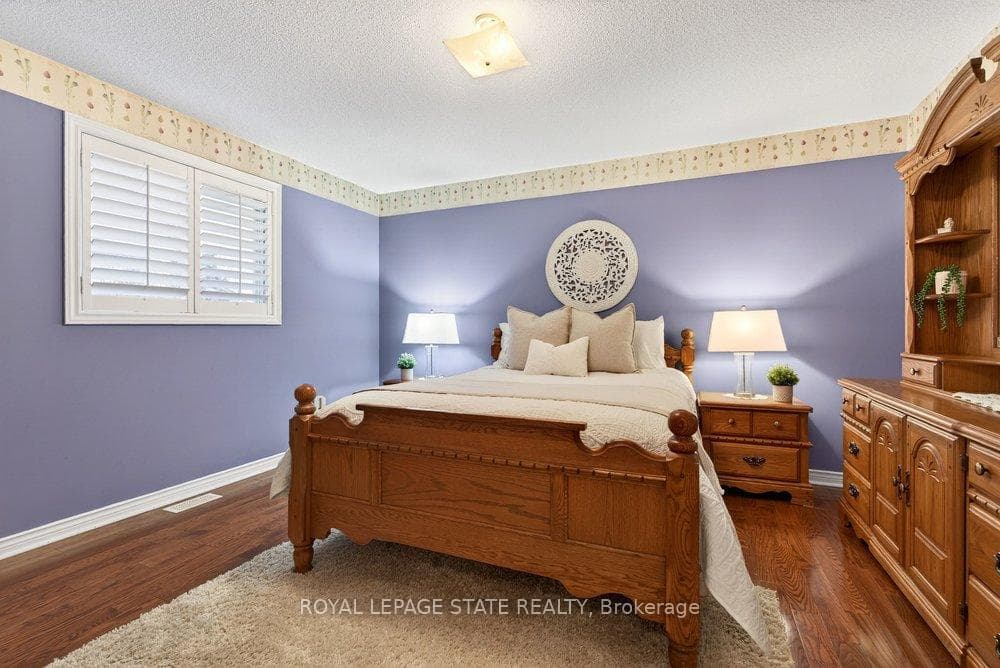 128 Nugent Drive photo 5
