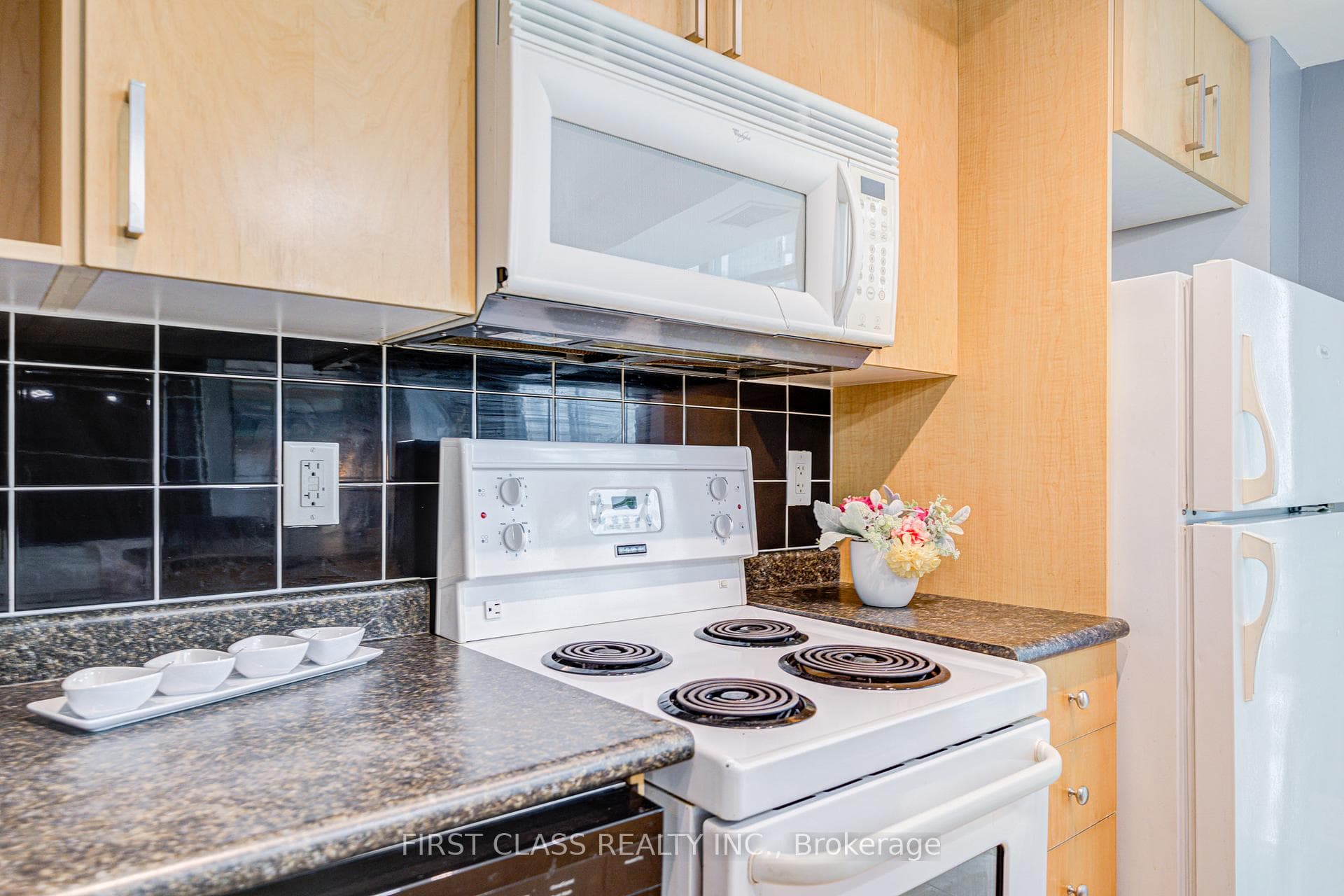 18 Yonge Street Unit 2204 photo 15