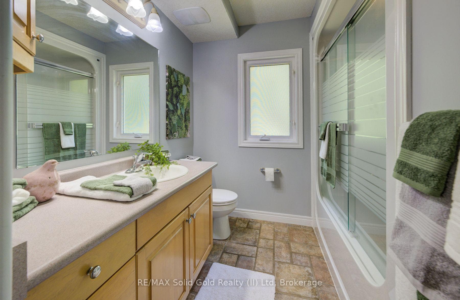 Bathroom - upper unit