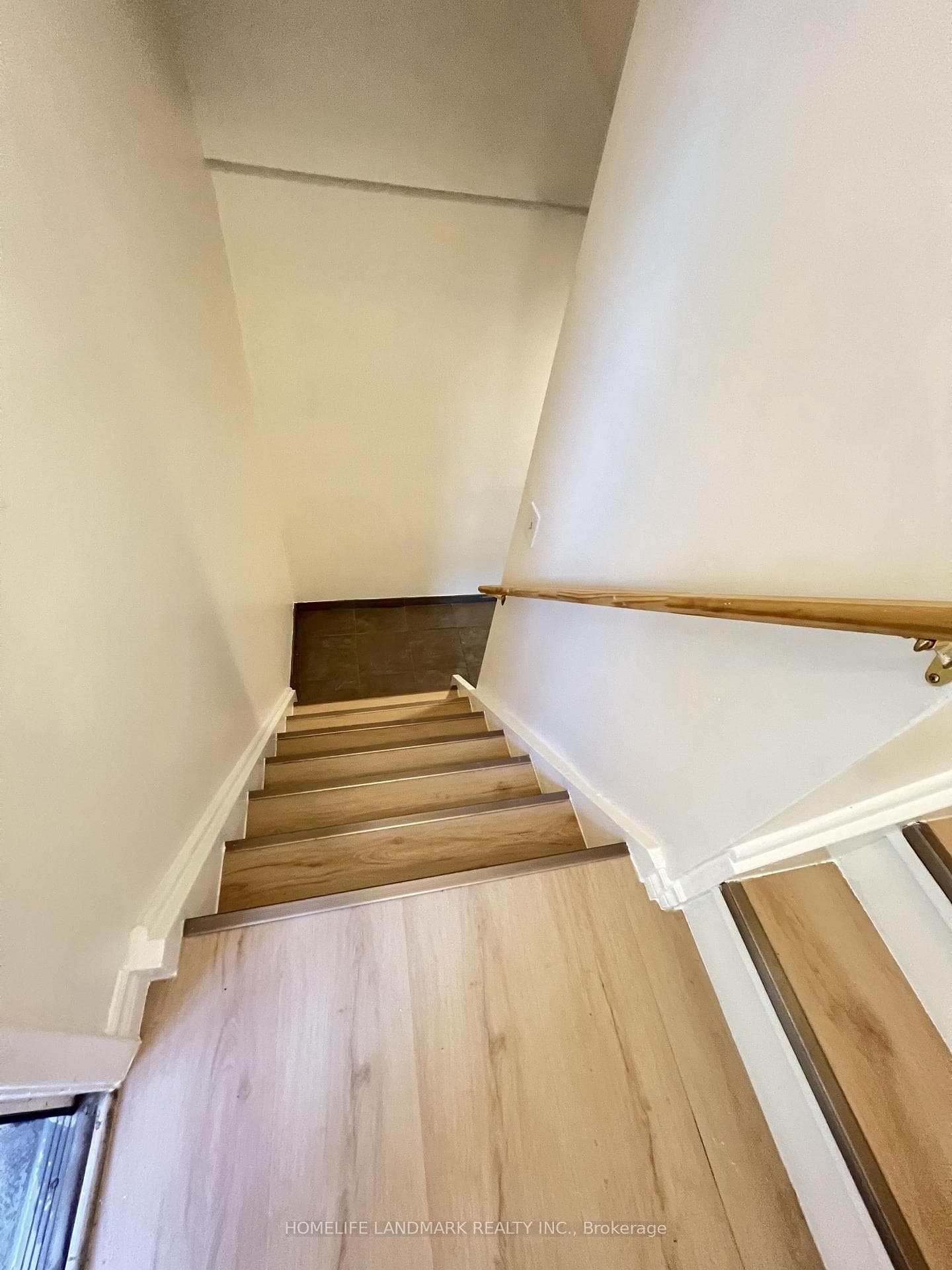 27 Tillplain Road photo 30