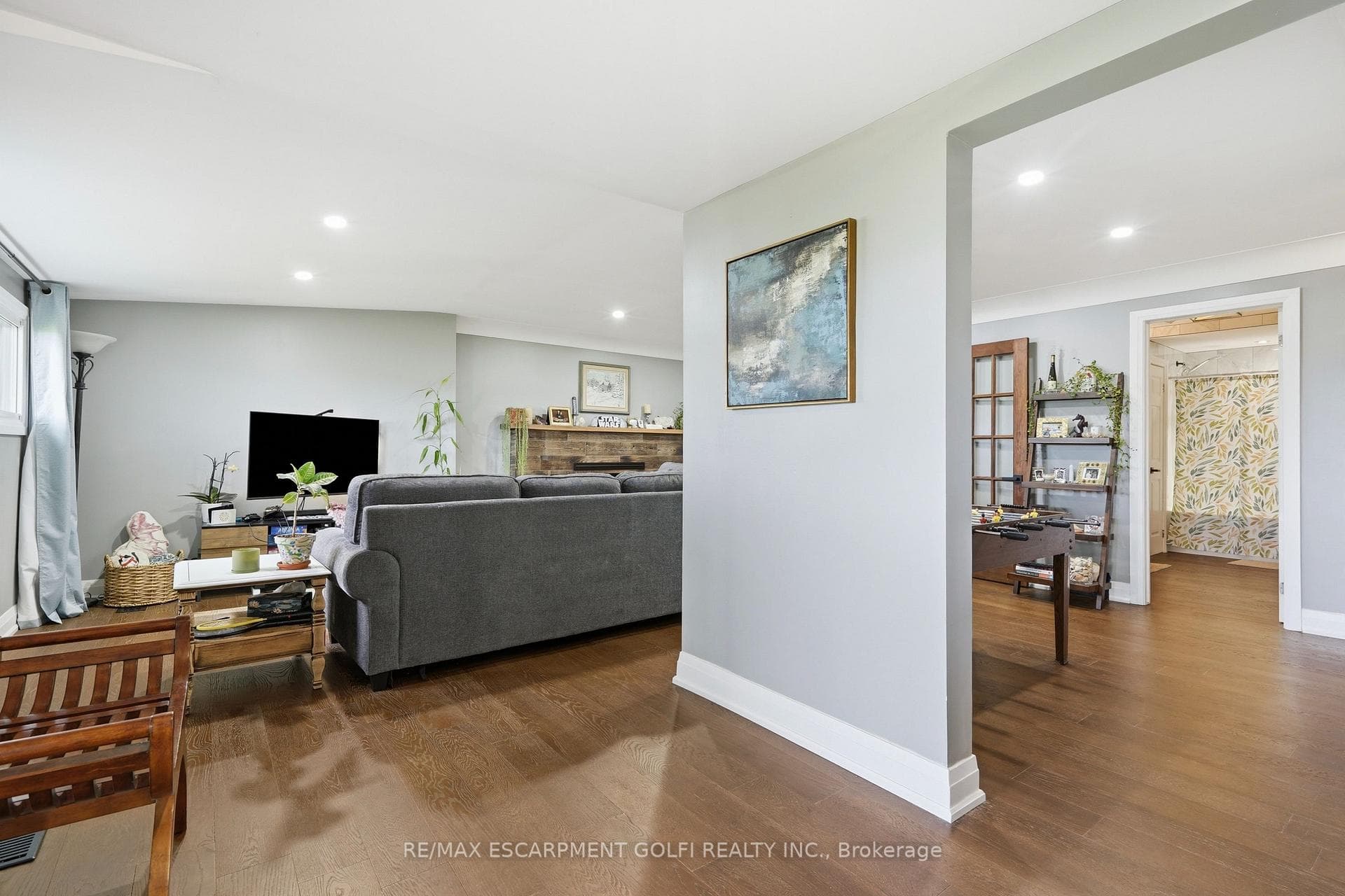 7186 Garner Road photo 3