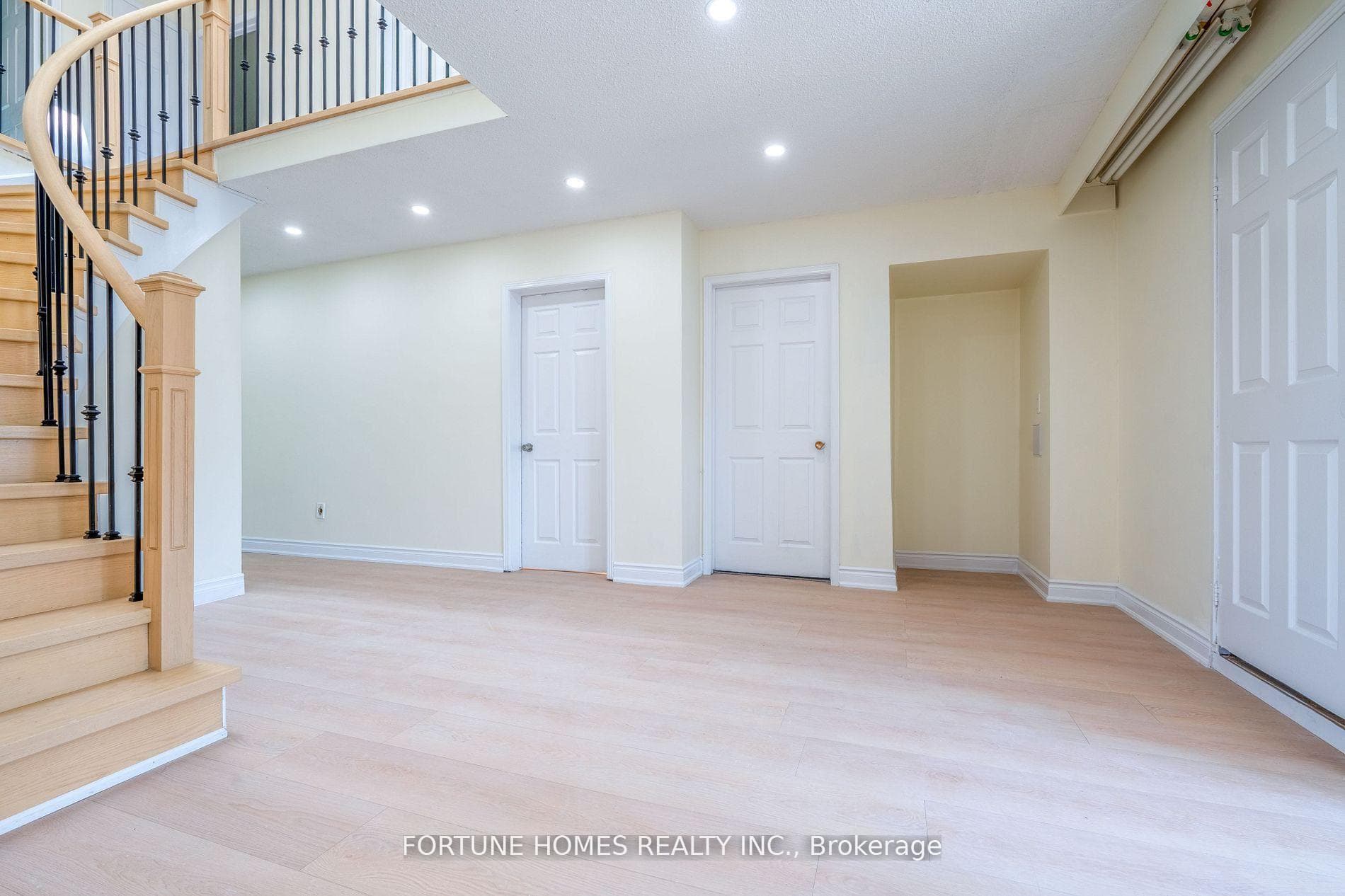 68 Nasmith Street photo 5