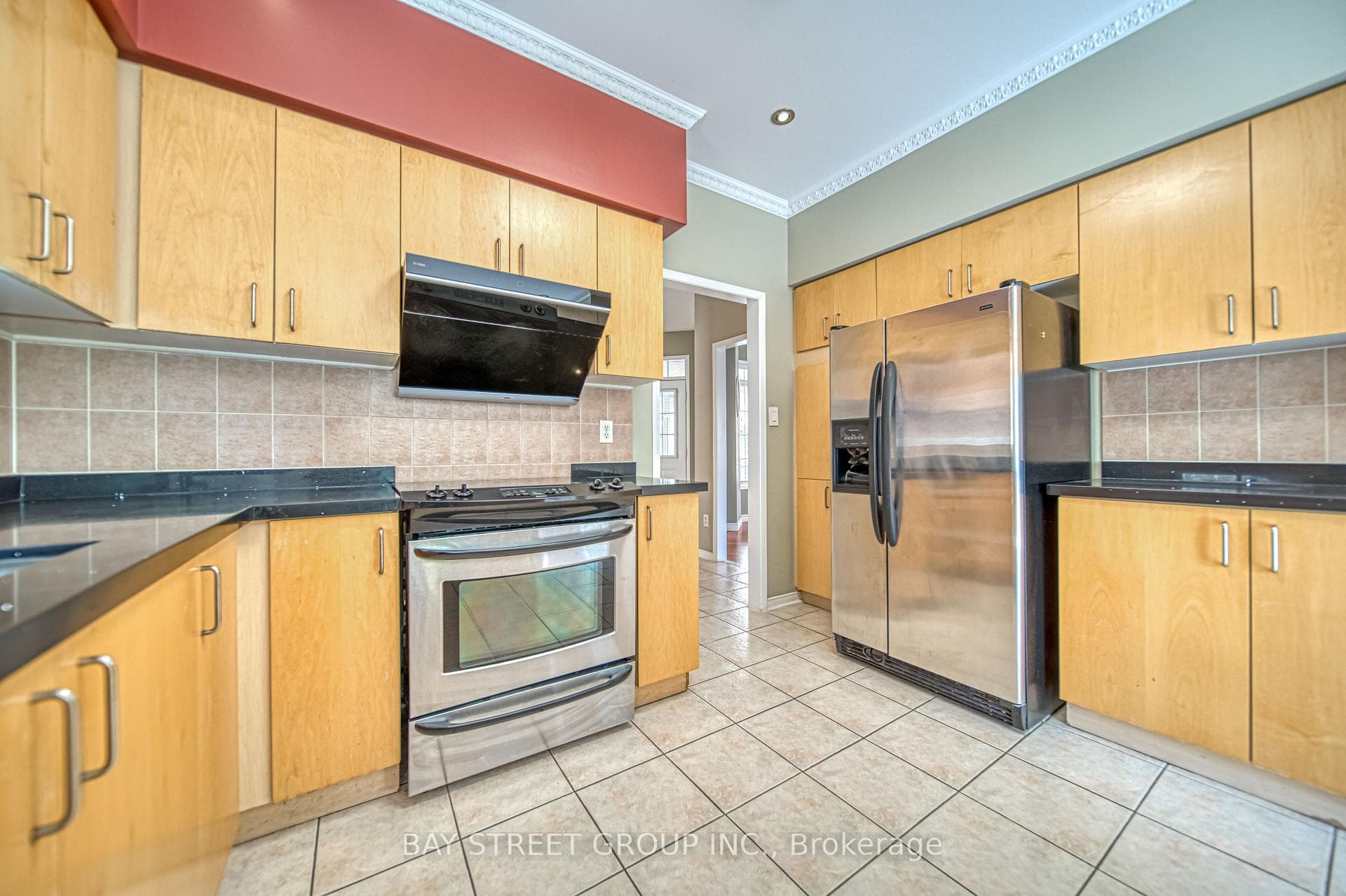 77 Weatherill Road photo 12