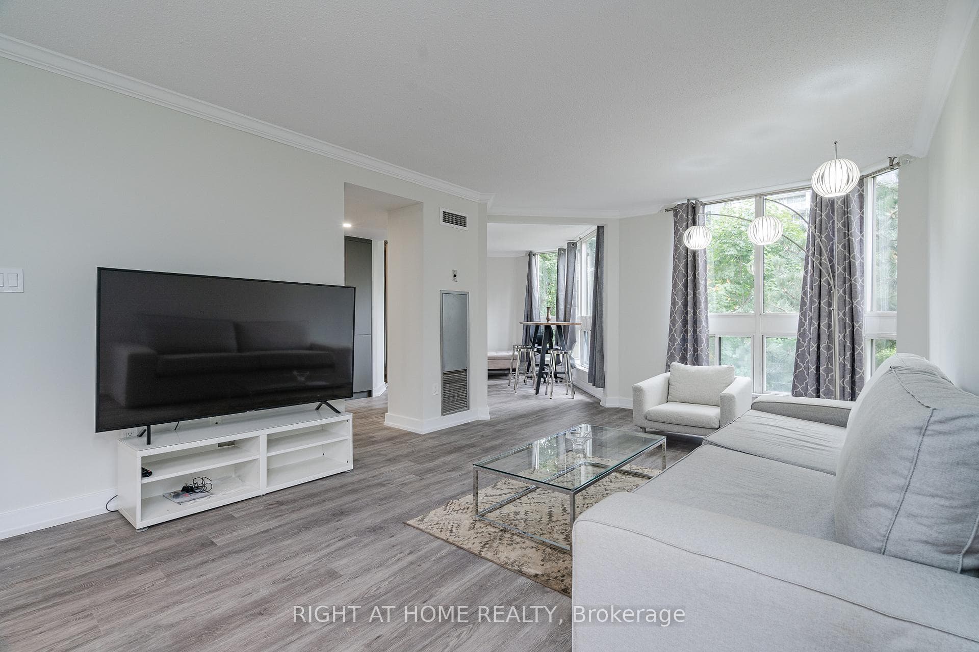 10 Kenneth Avenue Unit 311 photo 7