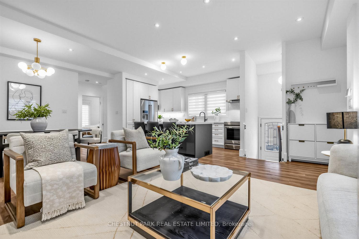 736 Glencairn Avenue photo 10