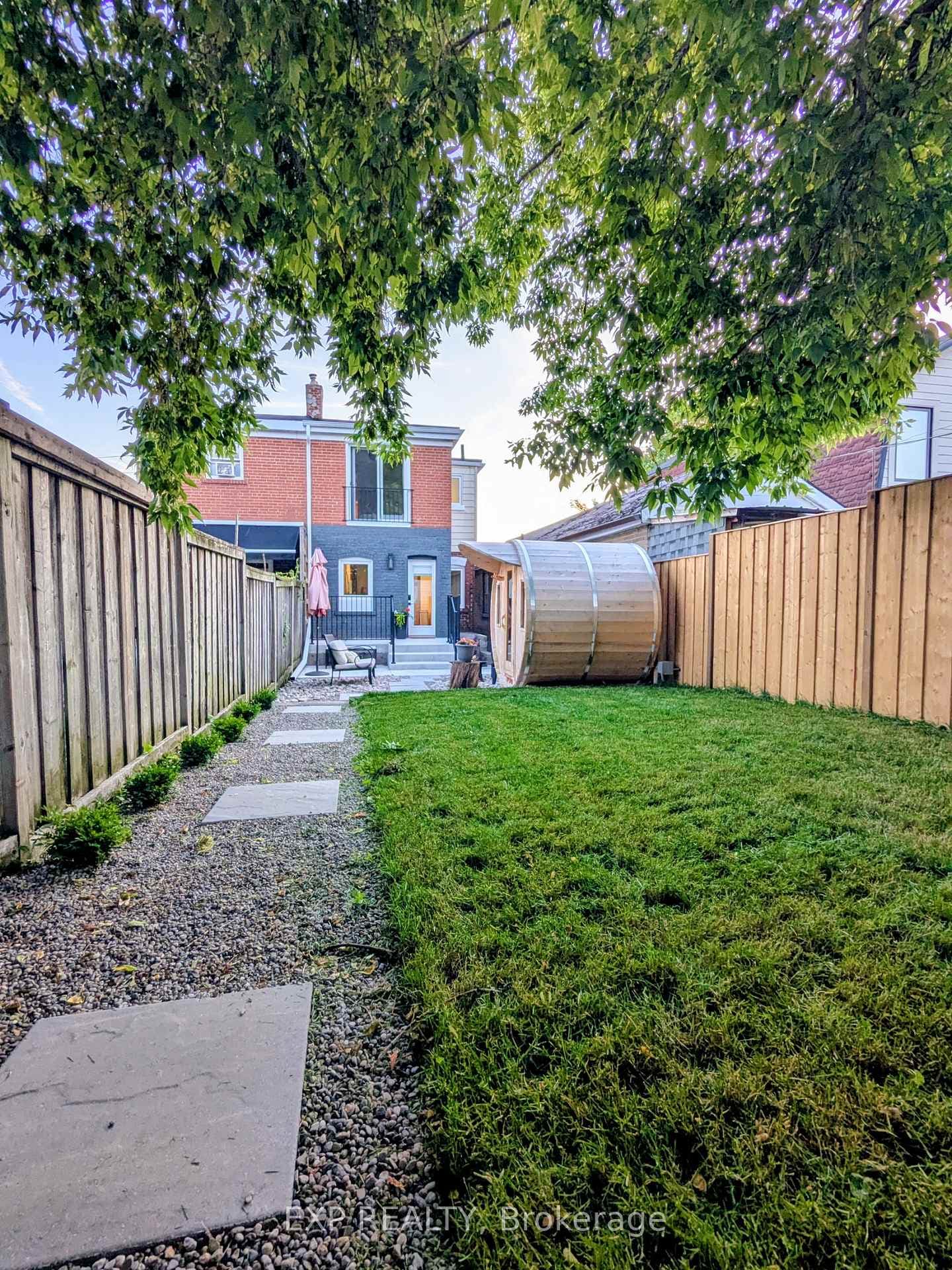 37 Gilbert Avenue photo 31