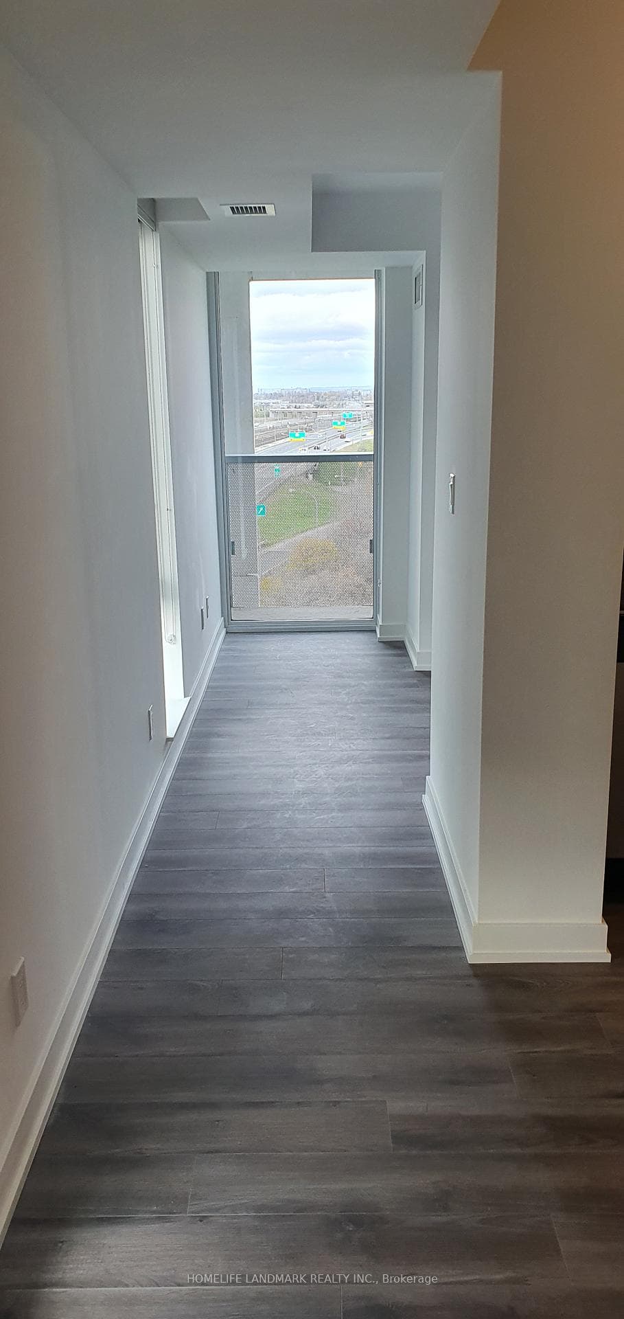 120 Varna Drive Unit 1005 photo 20