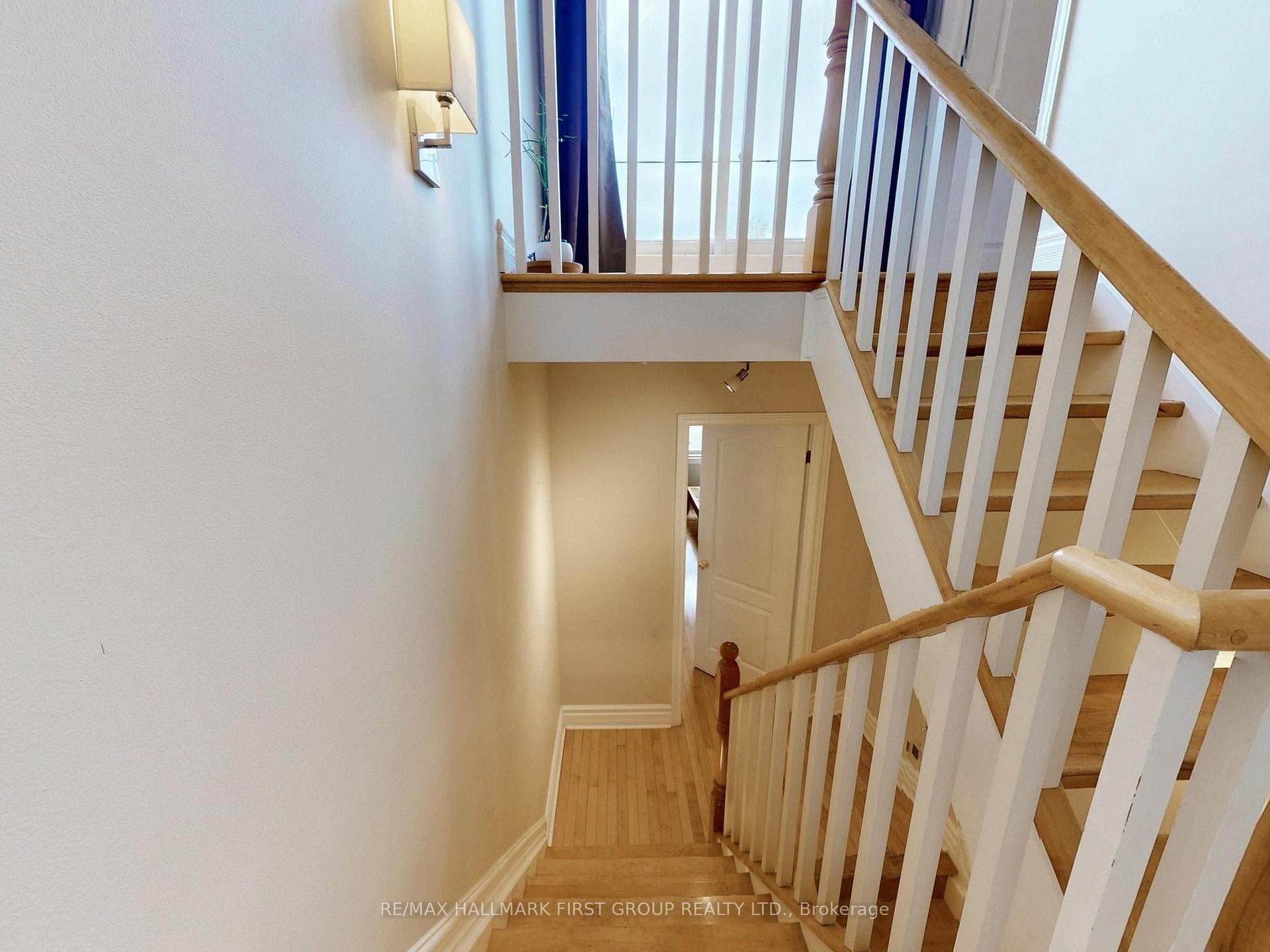 9D Woodfield Road photo 22