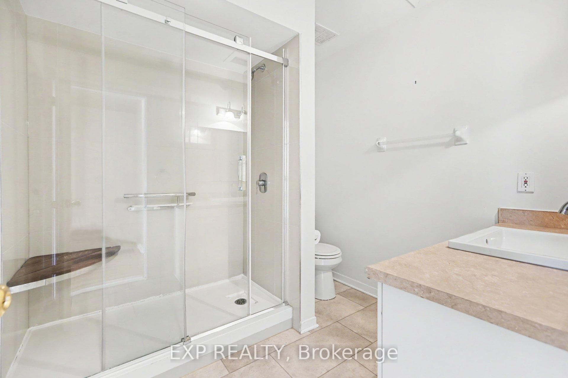 61 Monterey Drive photo 12