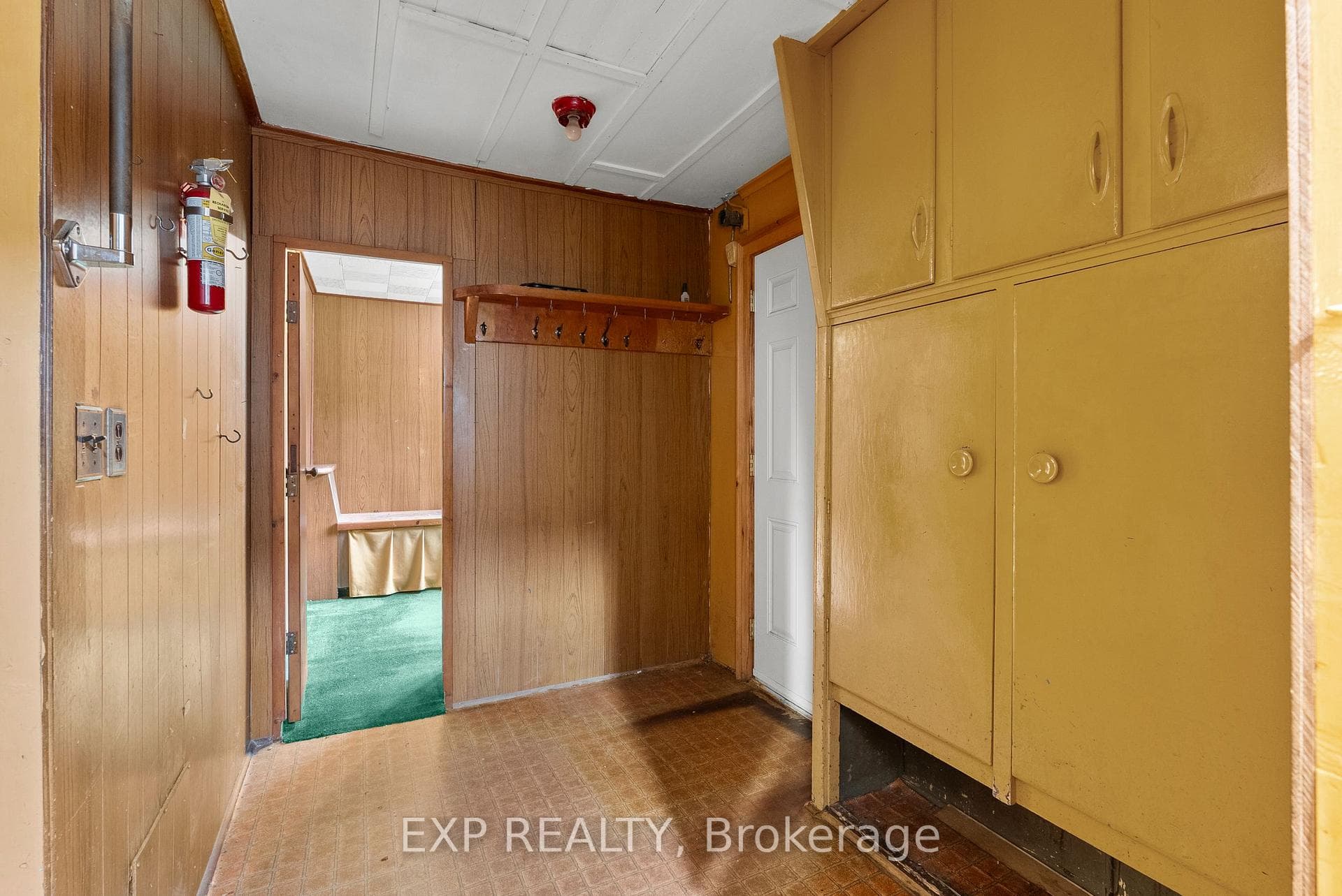 6192 Lyons Creek Road photo 15