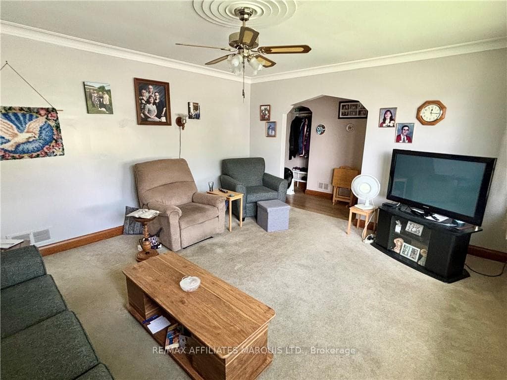 837 SECOND Street photo 9