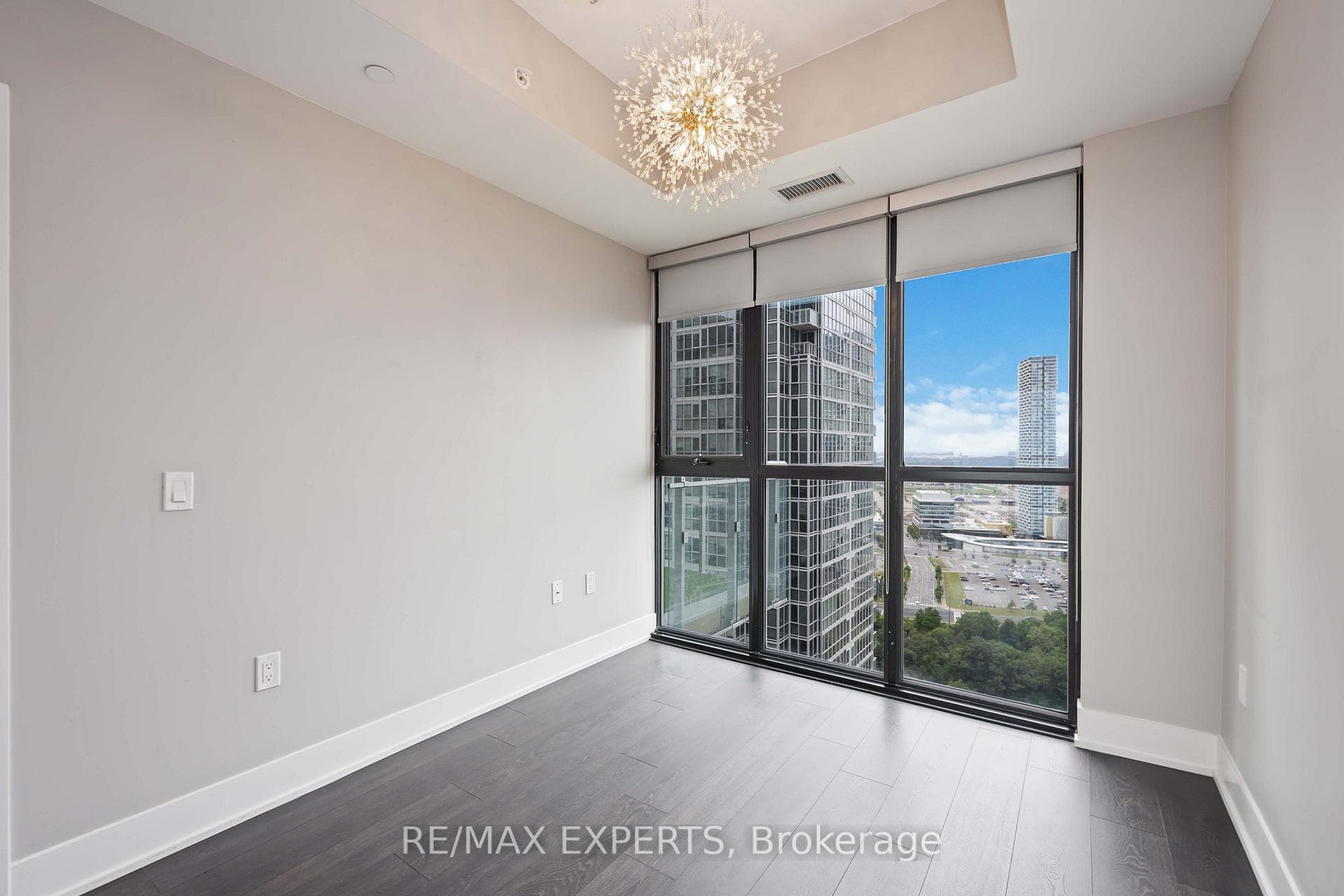 2908 Highway 7 Road Unit 2806 photo 20