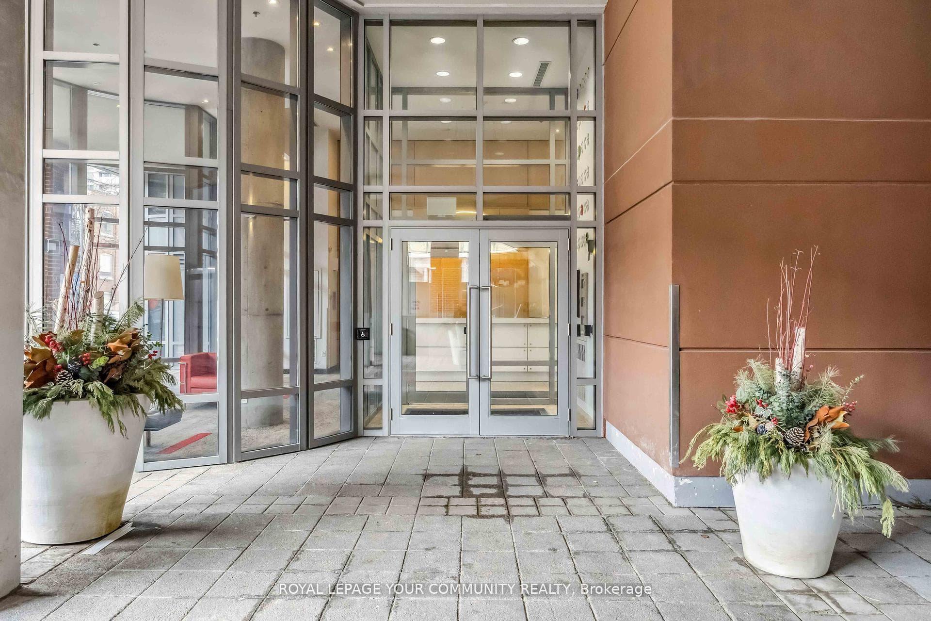 255 Richmond Street Unit 1010 photo 2