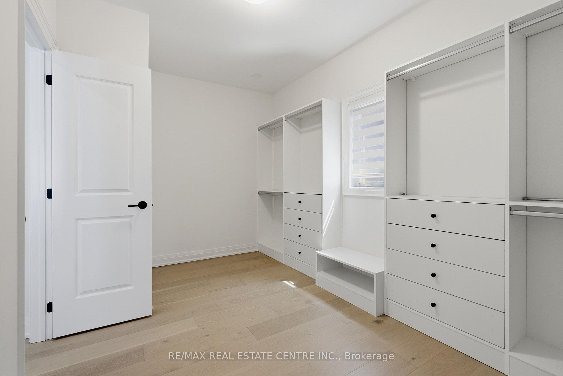 145 Brant Drive photo 22
