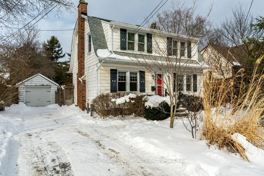 10 Robinson Street photo 1