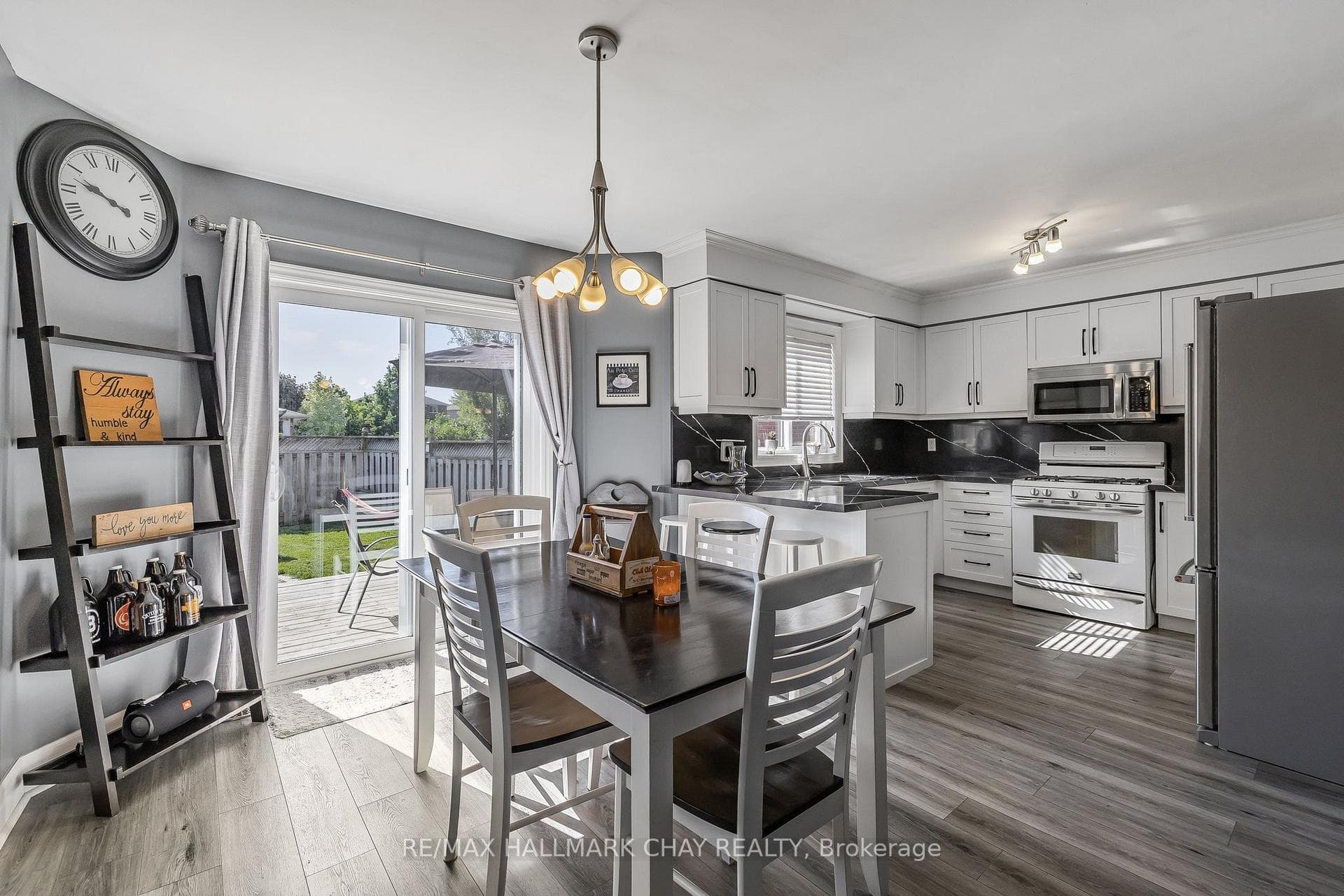 80 Grace Crescent, Barrie, ON
