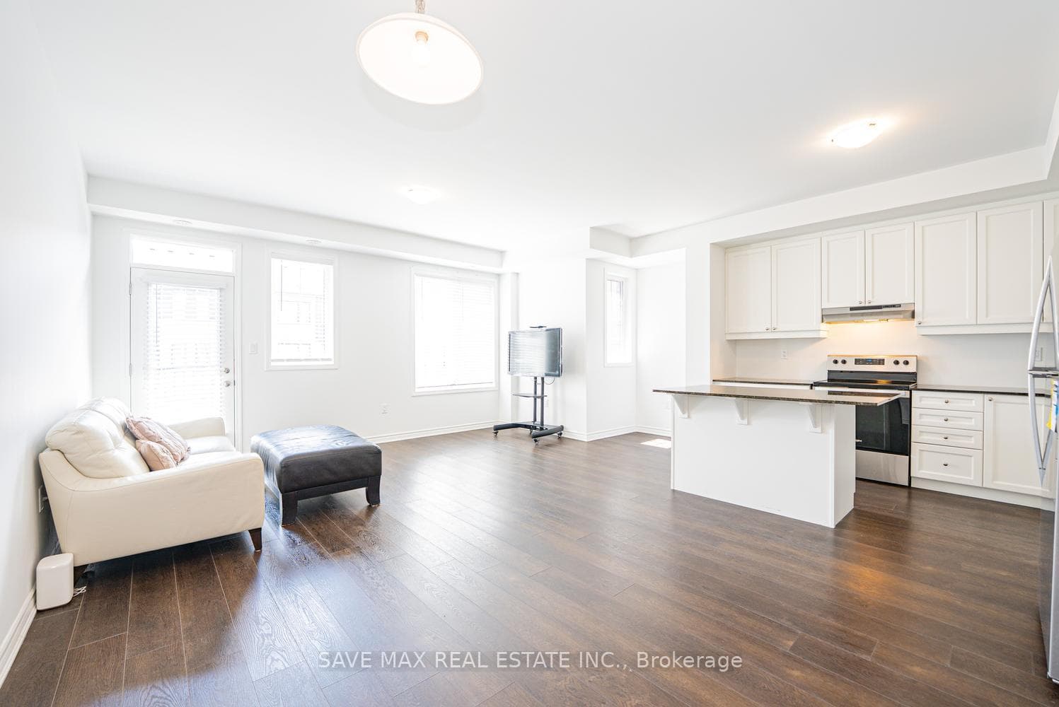 84 Melmar Street photo 7