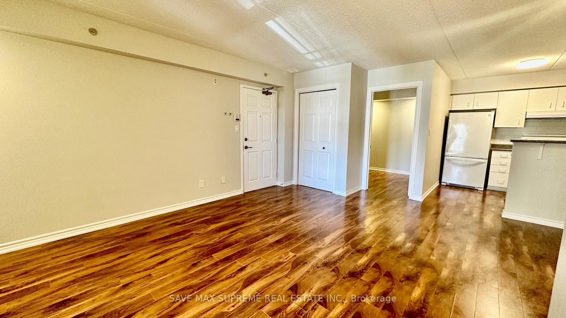 1460 Bishops Gate Unit 308 photo 6