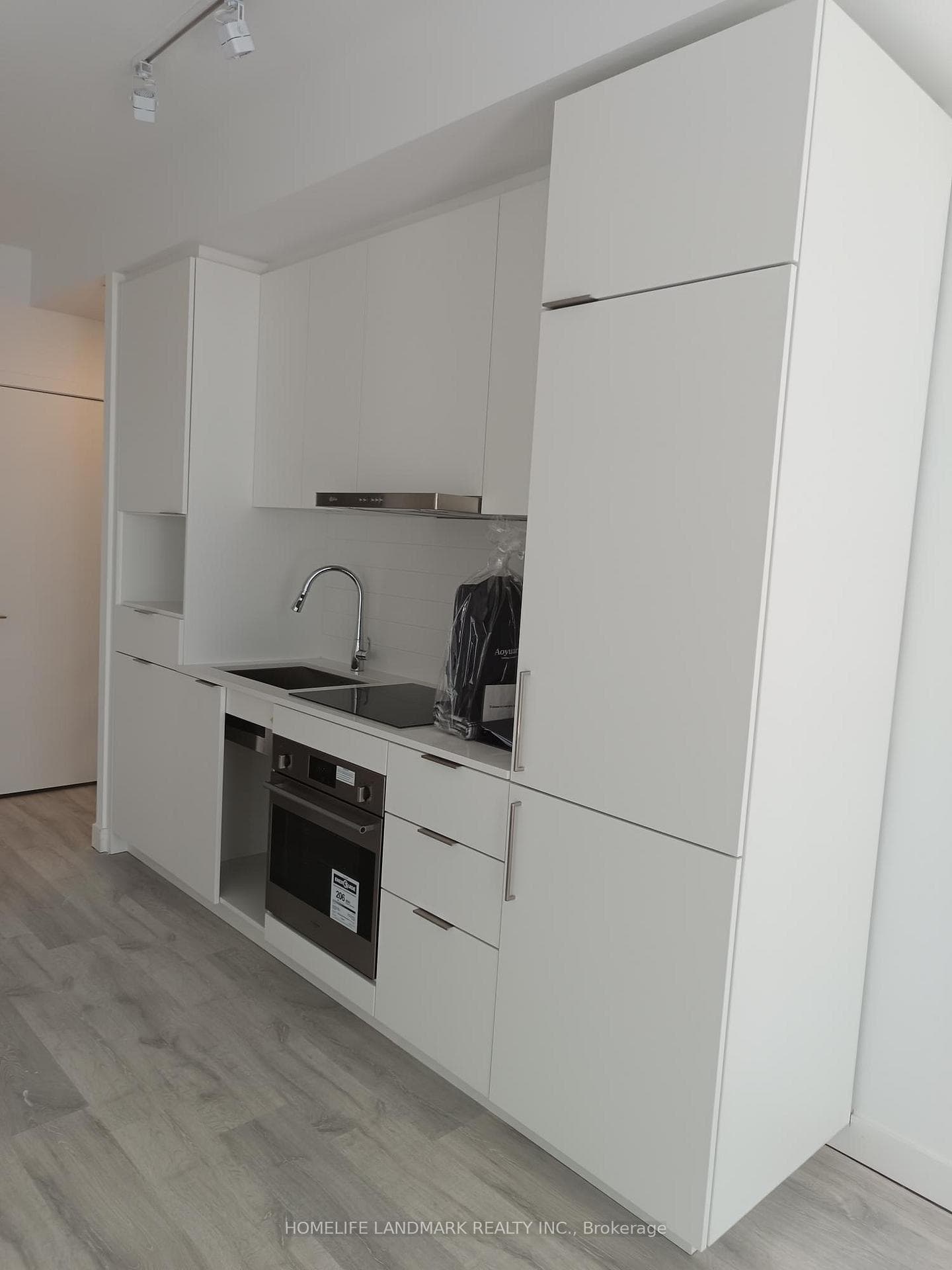 7 Golden Lions Heights Unit N 1206 photo 4