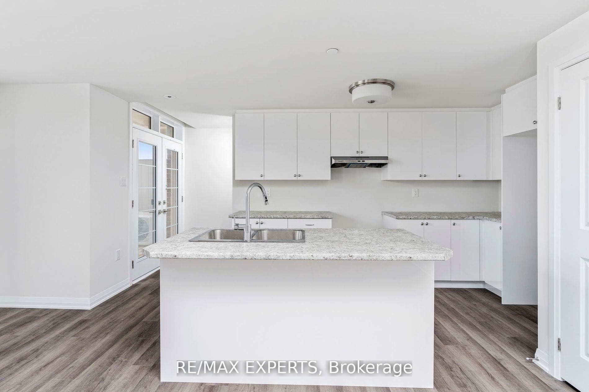 15 Fieldridge Crescent Unit 8 photo 11