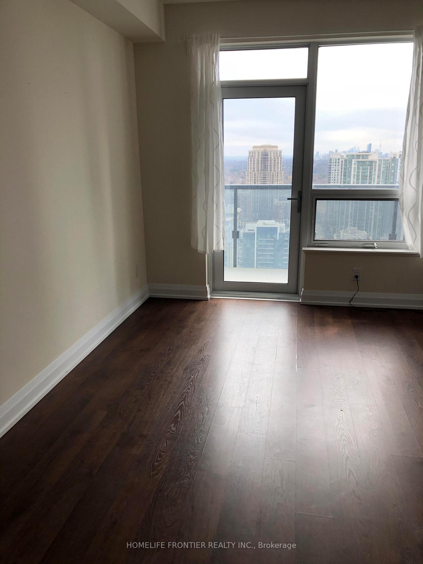 5 Sheppard Avenue Unit 2516 photo 2