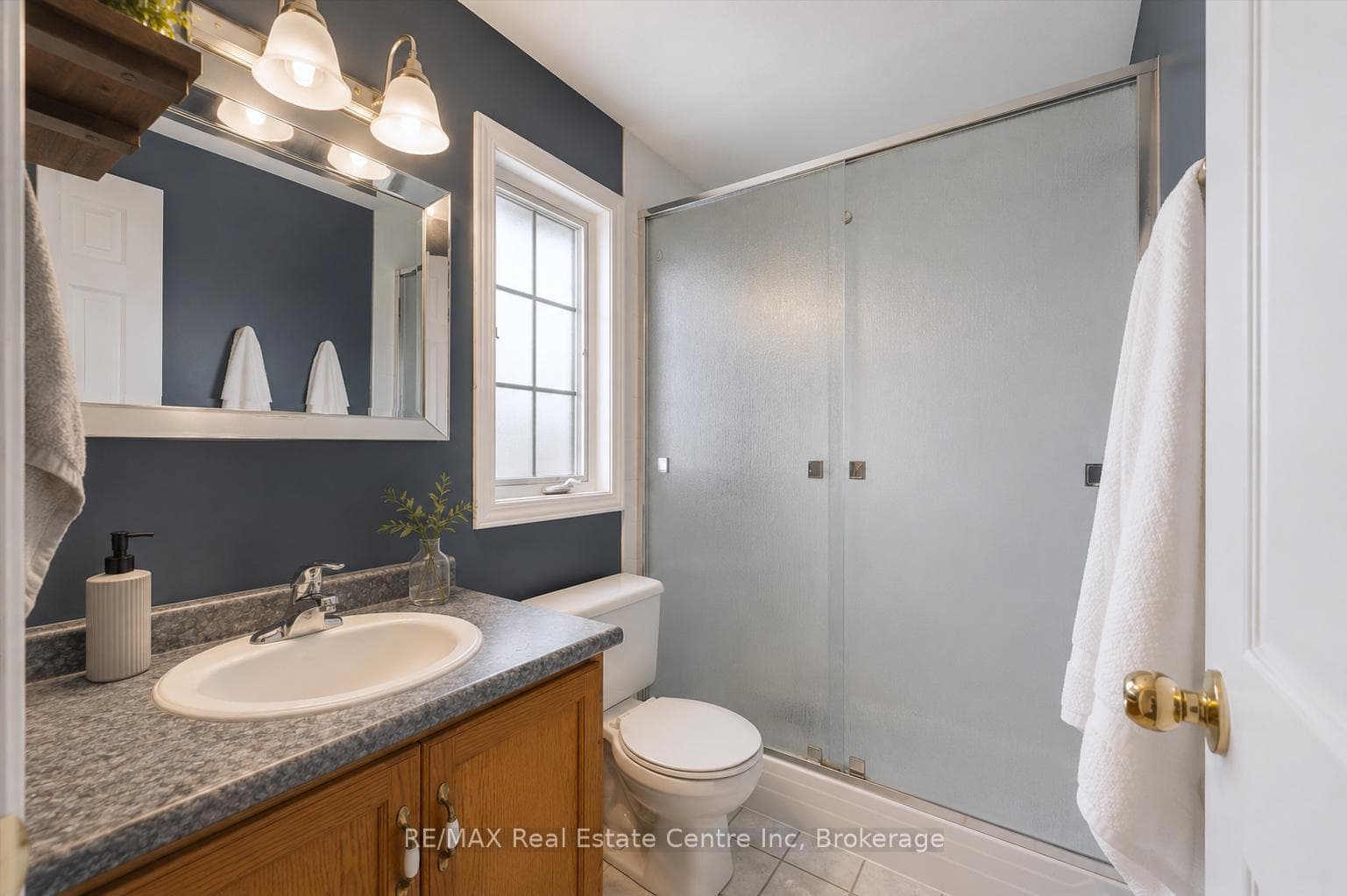 17 Gibbs Crescent photo 15