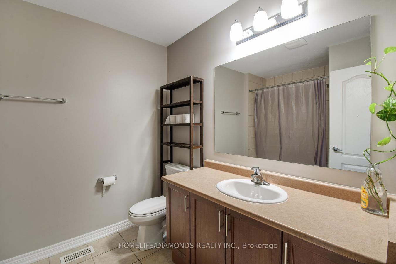 66 Great Gabe Crescent photo 27