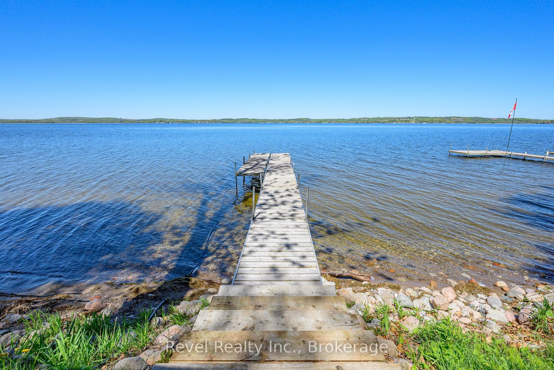 8004 Taits Beach Road photo 26