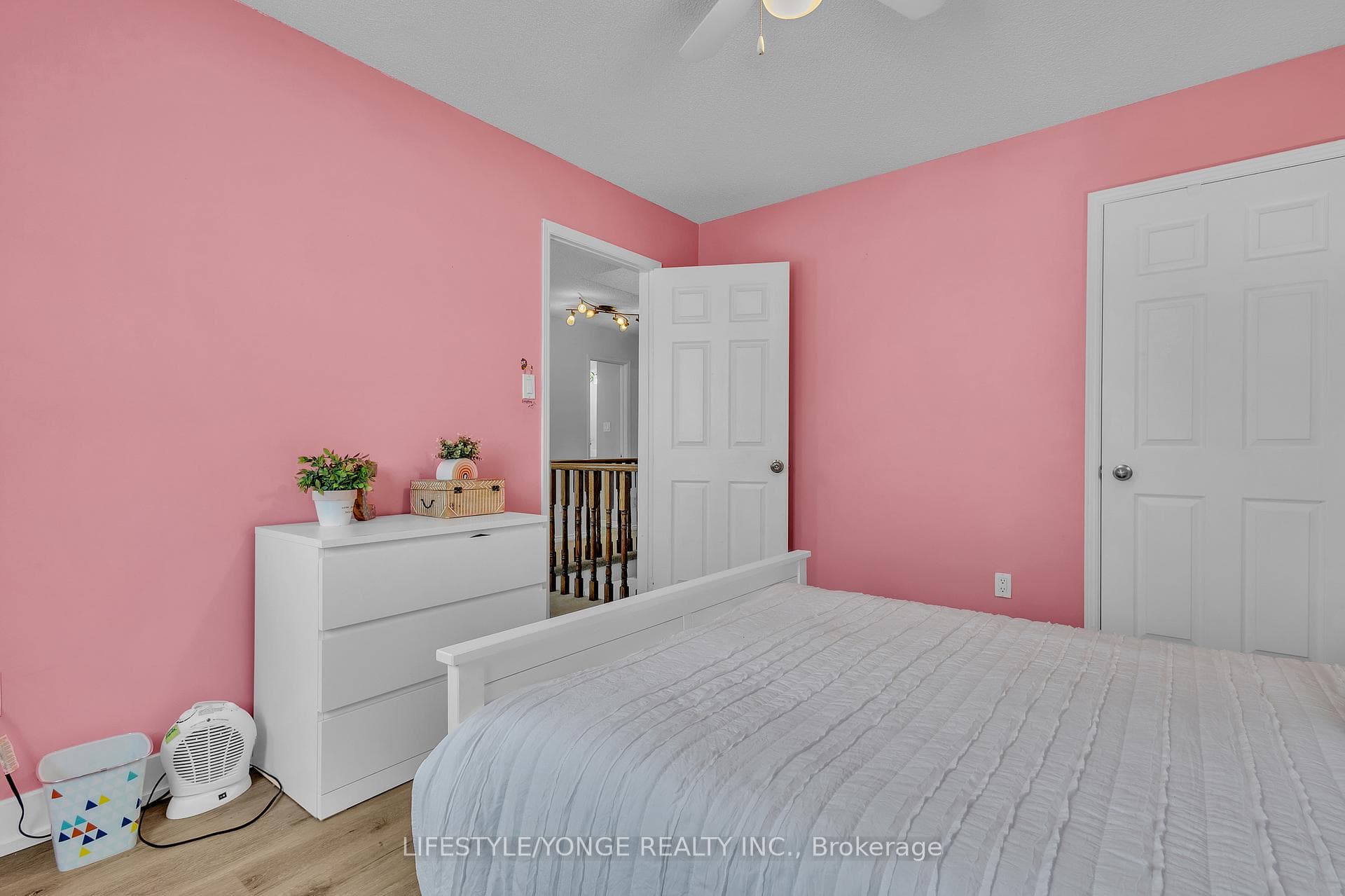 44 Tallowtree Place photo 28