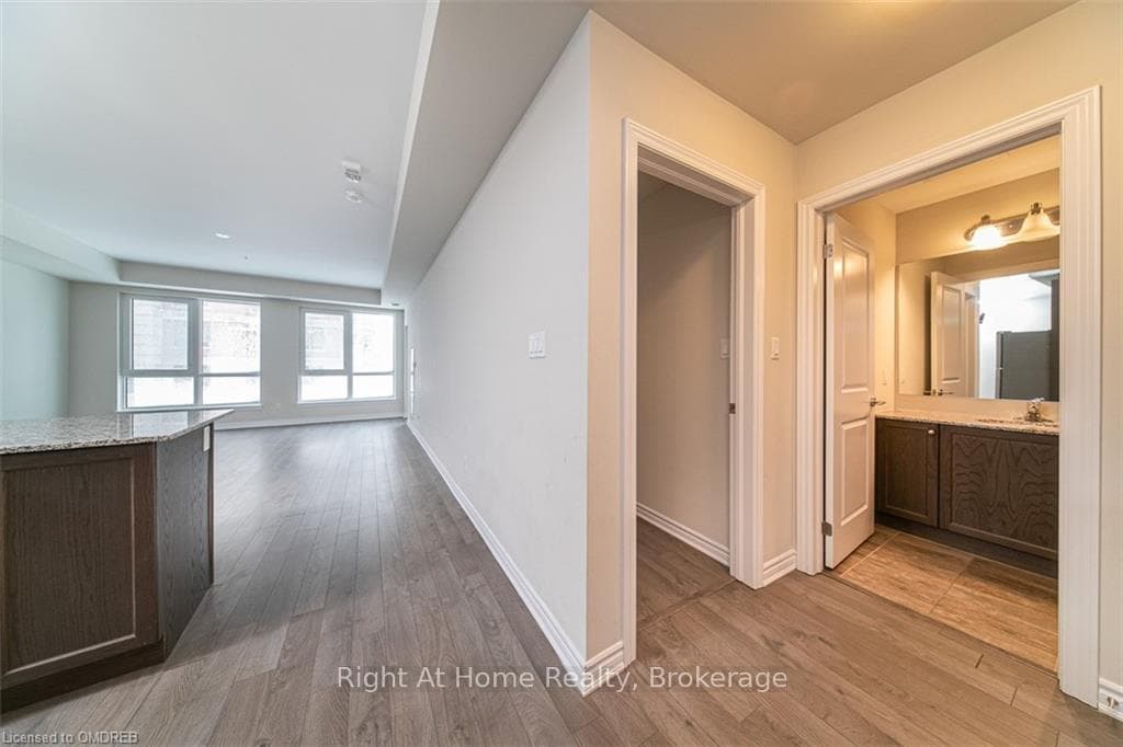 150 OAK PARK Boulevard Unit 204 photo 12