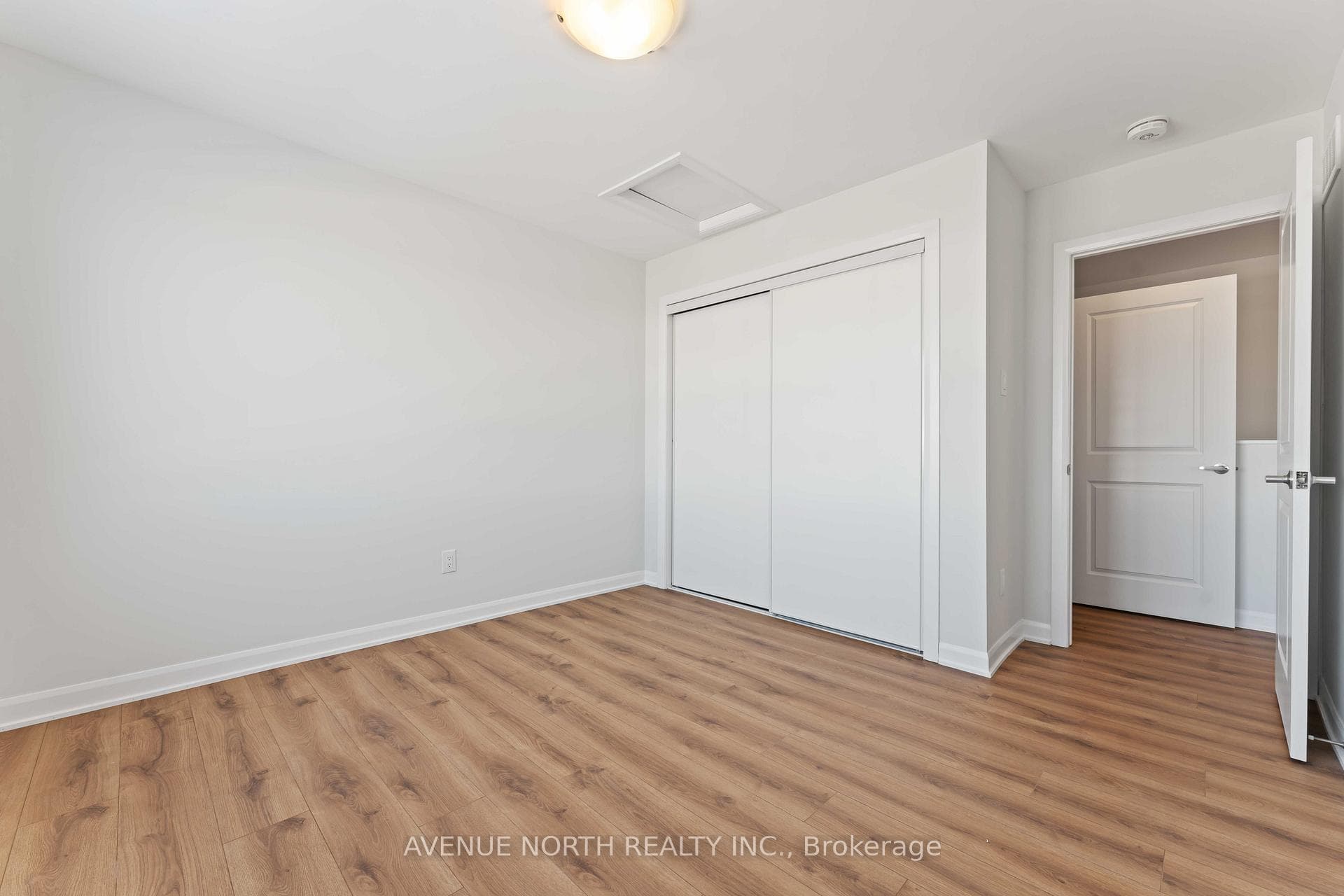 1213 Creekway Private photo 24