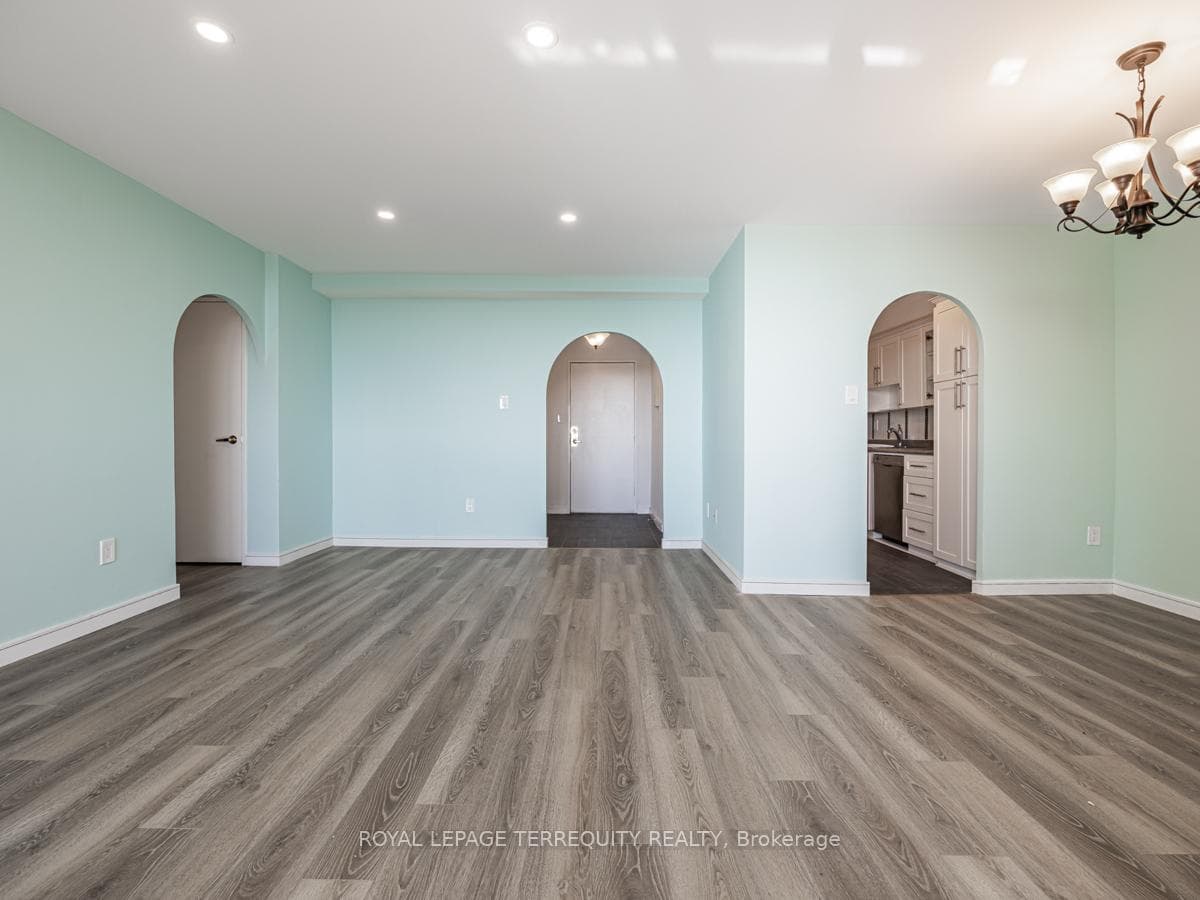 85 Emmett Avenue Unit 1505 photo 7