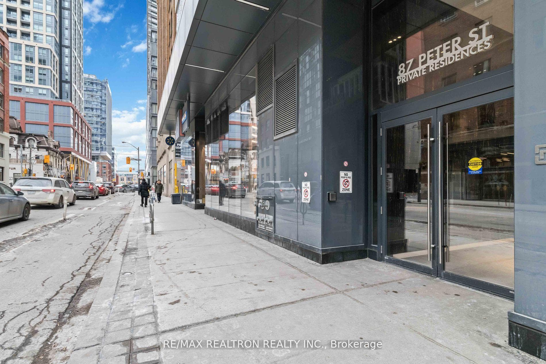 87 Peter Street Unit 2108 photo 4