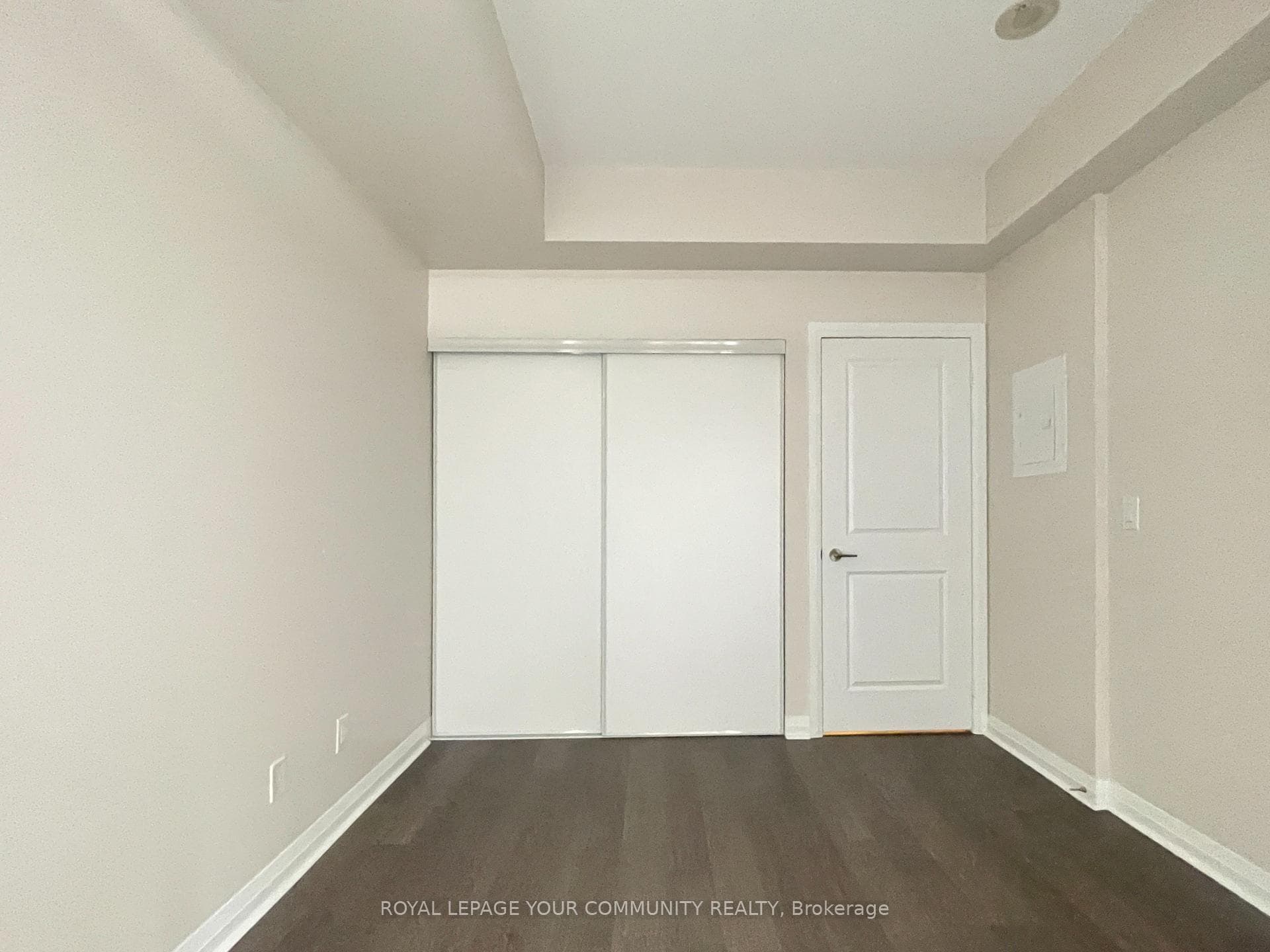 55 Oneida Crescent Unit 1407 photo 9
