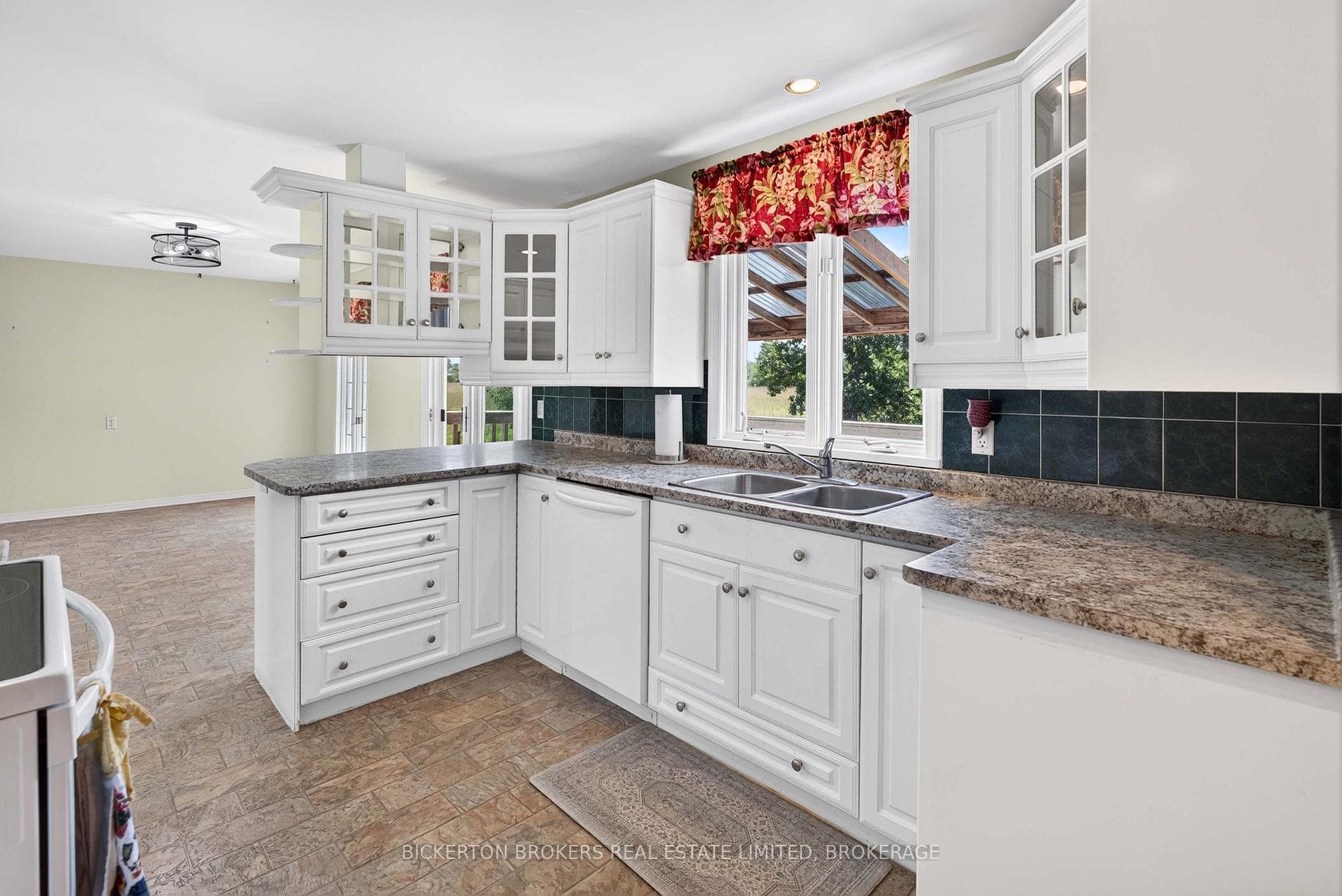 154 Eden Grove Road photo 25