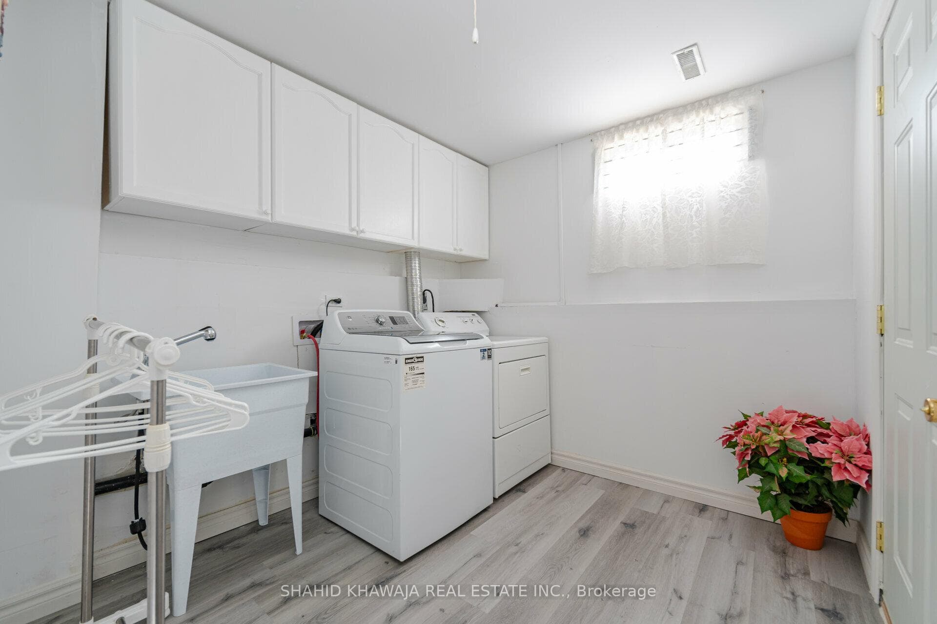 1624 Burnside Drive photo 37