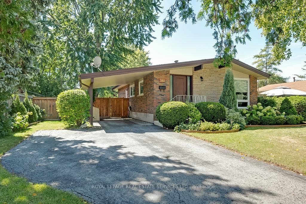 380 Duncombe Drive photo 1