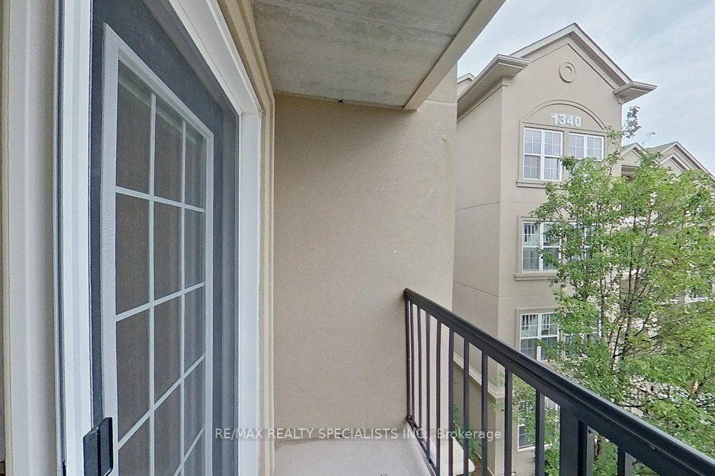 1340 MAIN Street Unit 313 photo 26