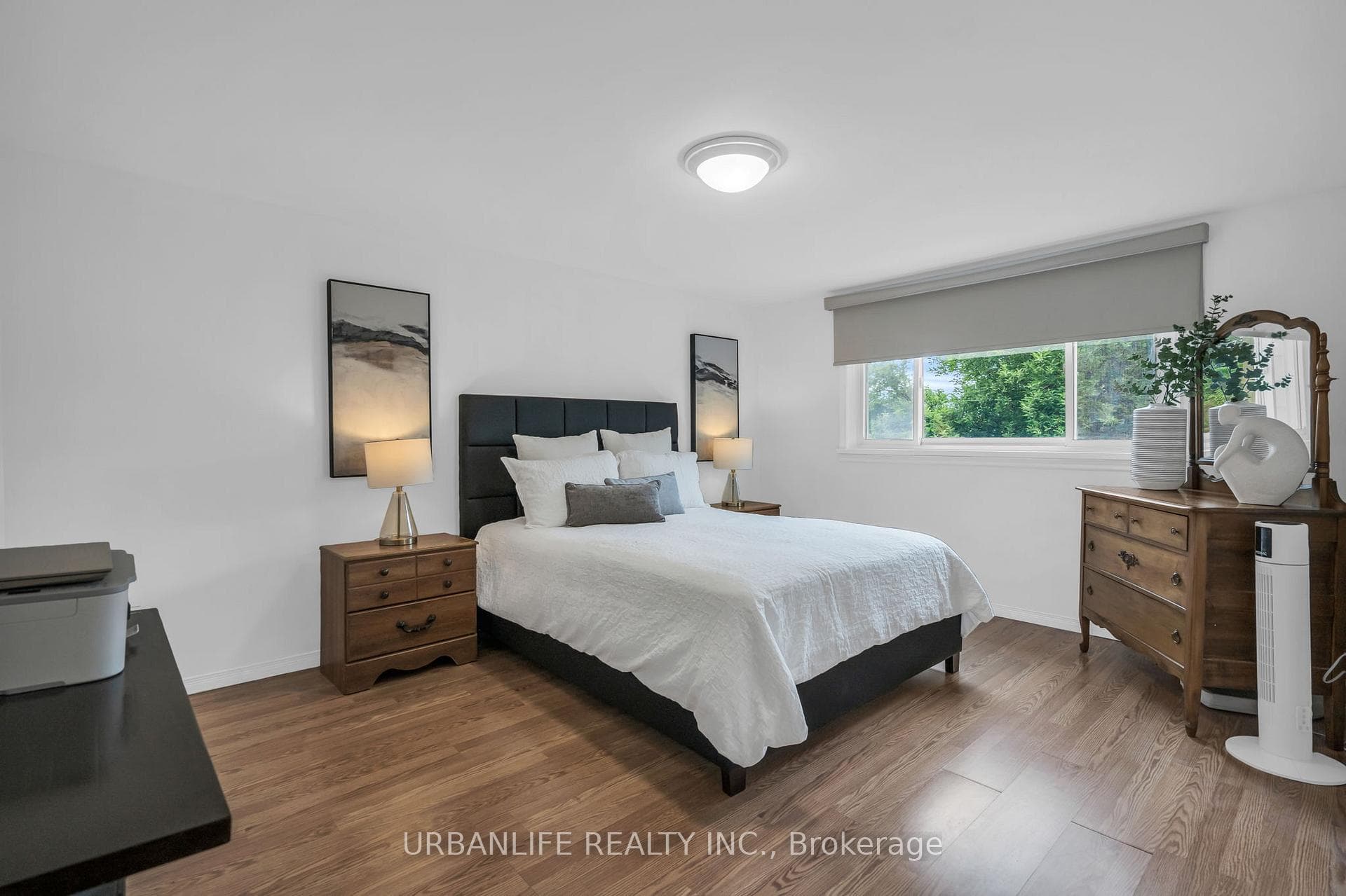 278 Britannia Avenue photo 24