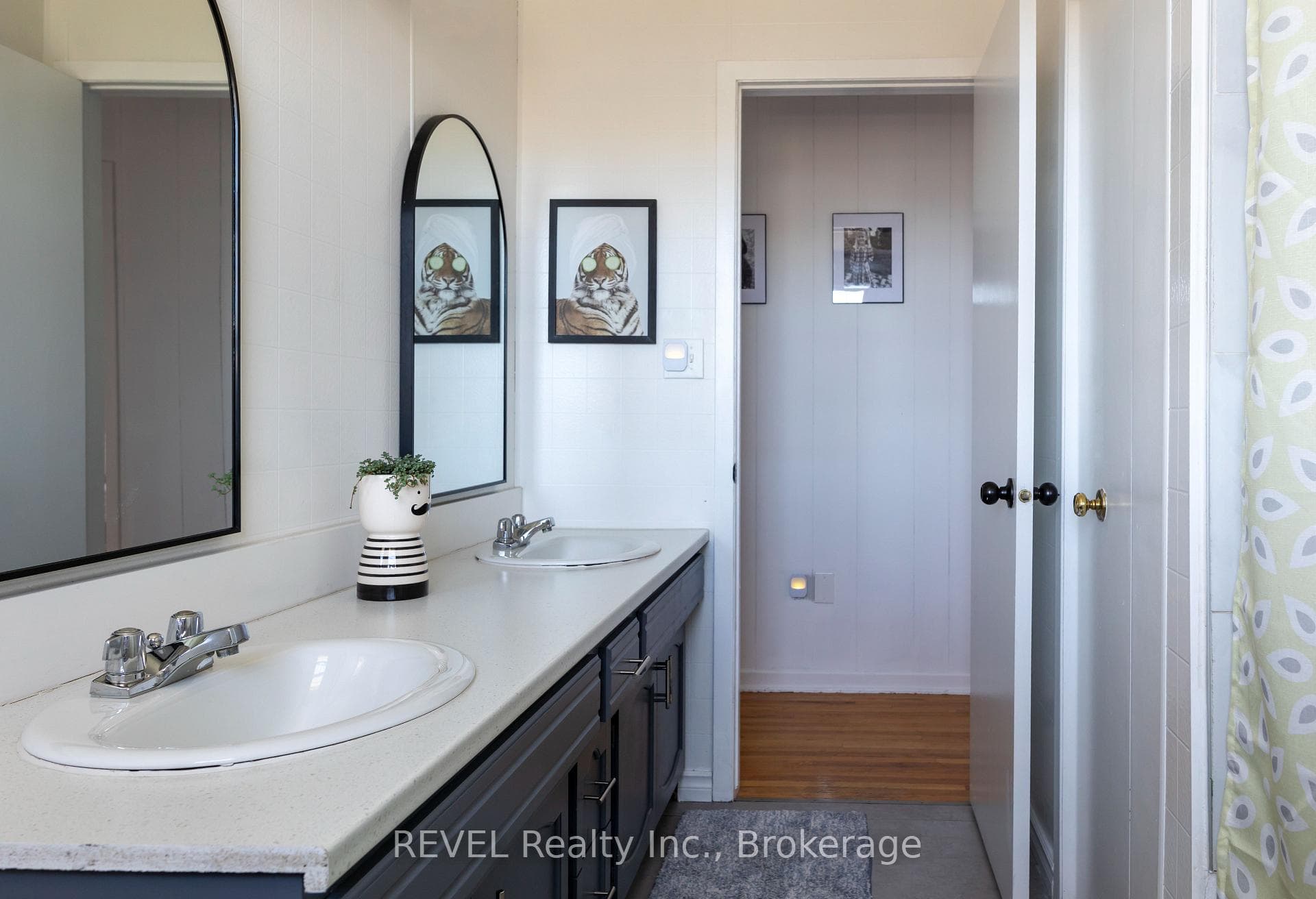 480 South Pelham Road photo 25