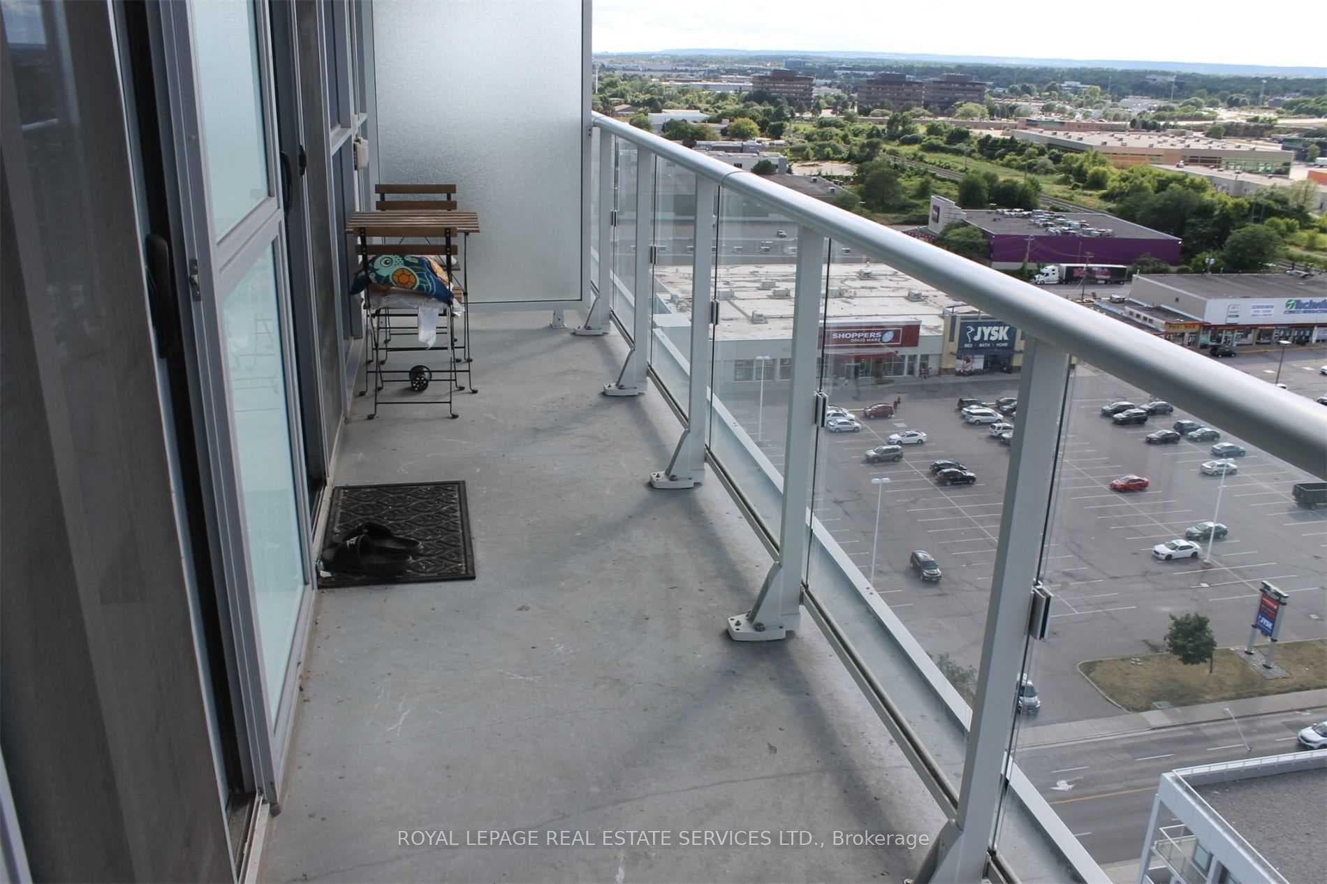 55 Speers Road Unit 1513 photo 11