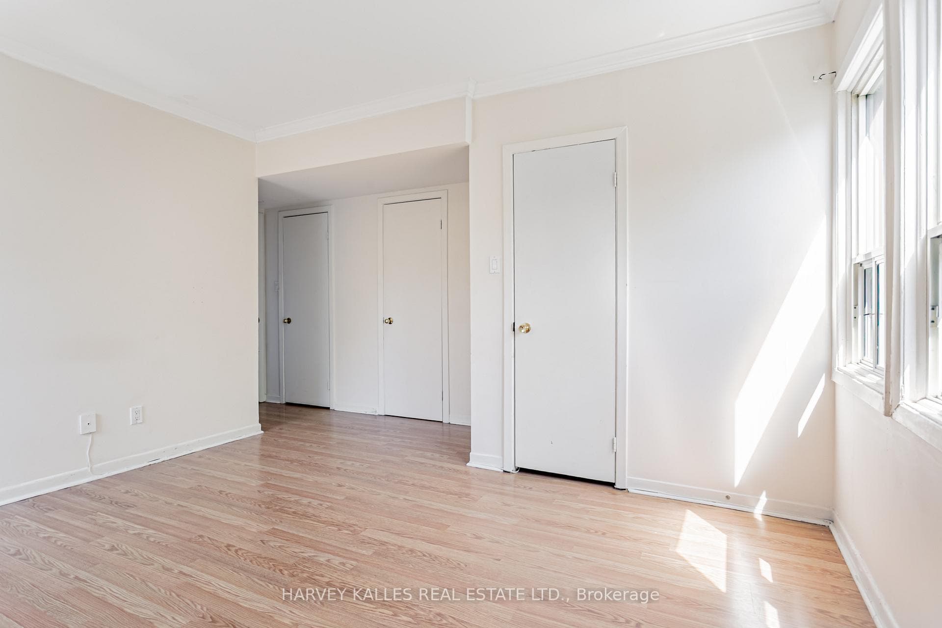 343 Greenwood Avenue photo 20