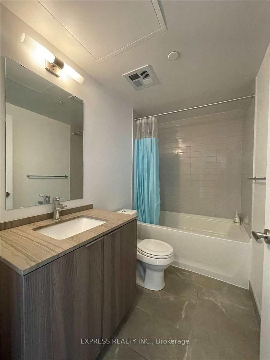 11 Wellesley Street Unit 6006 photo 10
