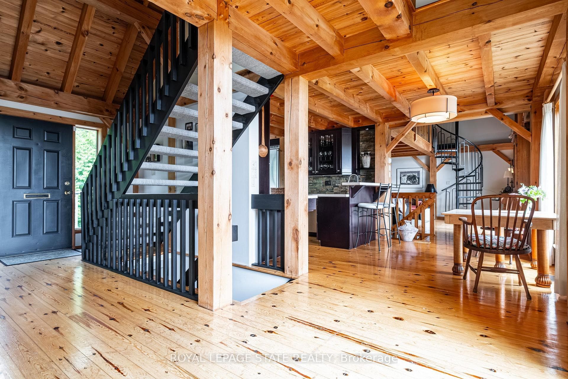 176 Weirs Lane photo 8