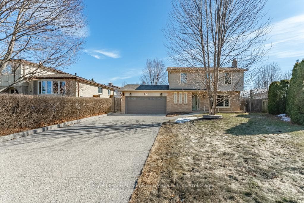 572 Brock Court photo 2